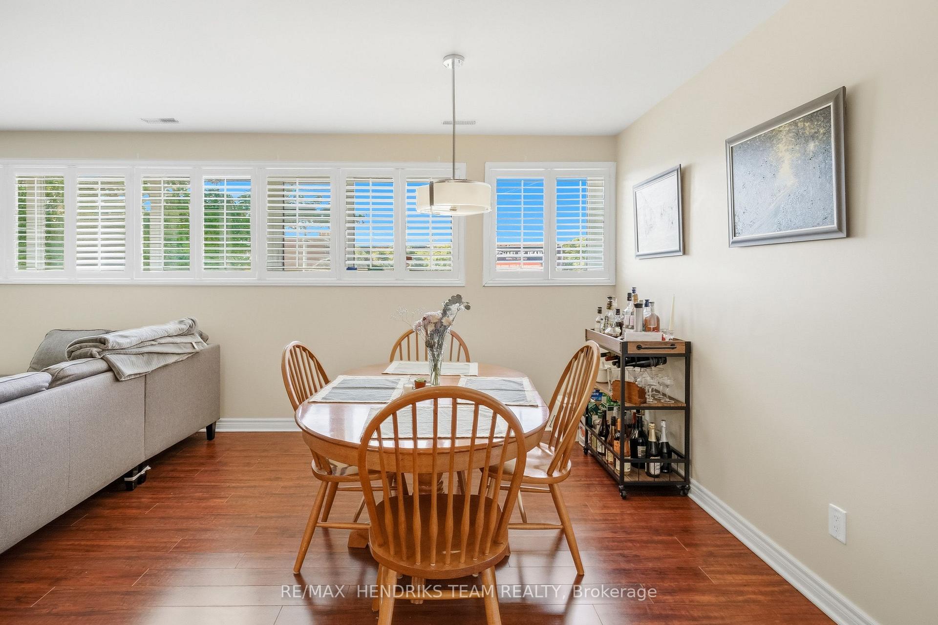 Photo 9 of Unit Upper Floor (2A), 320 Vine Street, St. Catharines, Carlton/Bunting — HOMEH