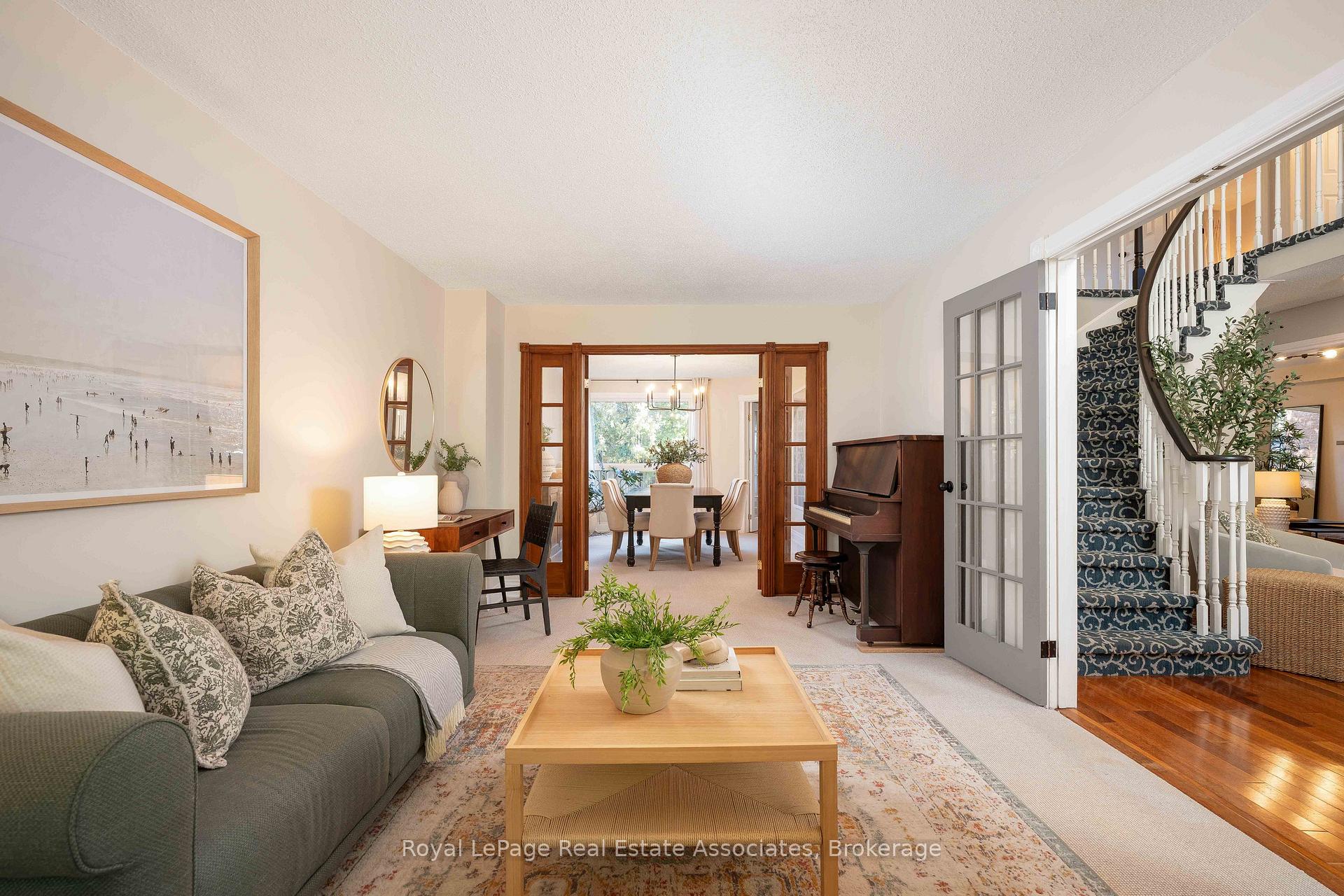 Photo 8 of 2253 Towne Boulevard, Oakville, River Oaks — HOMEH