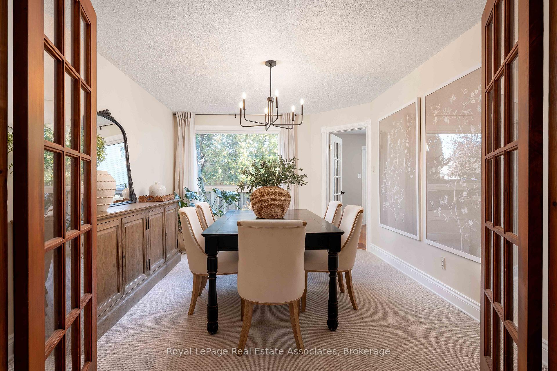 Photo 10 of 2253 Towne Boulevard, Oakville, River Oaks — HOMEH