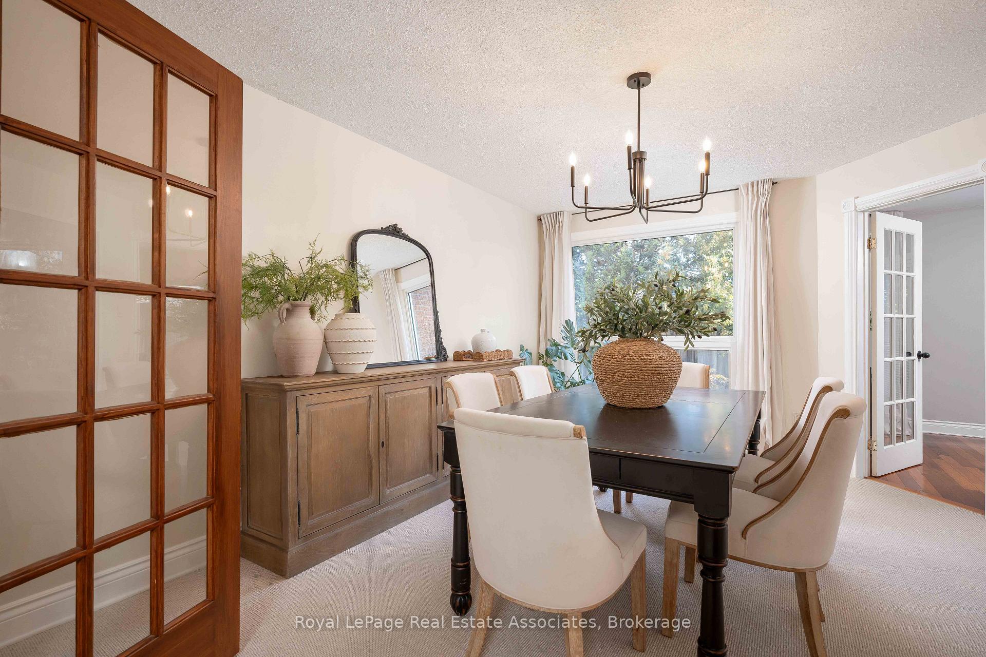 Photo 11 of 2253 Towne Boulevard, Oakville, River Oaks — HOMEH