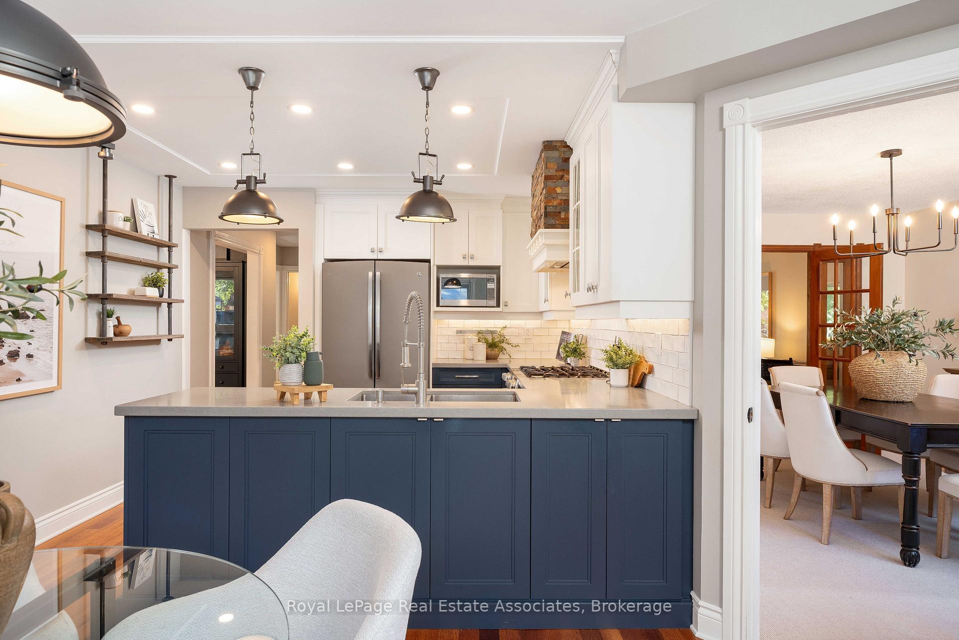 Photo 15 of 2253 Towne Boulevard, Oakville, River Oaks — HOMEH