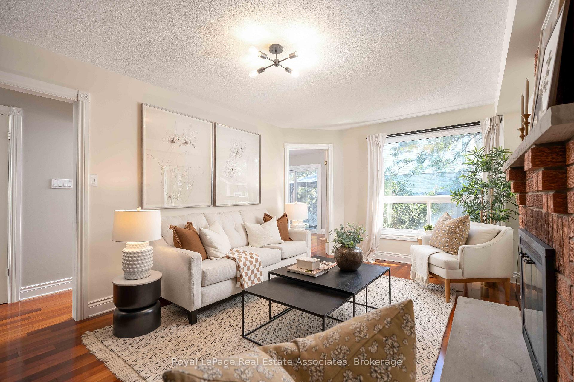 Photo 23 of 2253 Towne Boulevard, Oakville, River Oaks — HOMEH