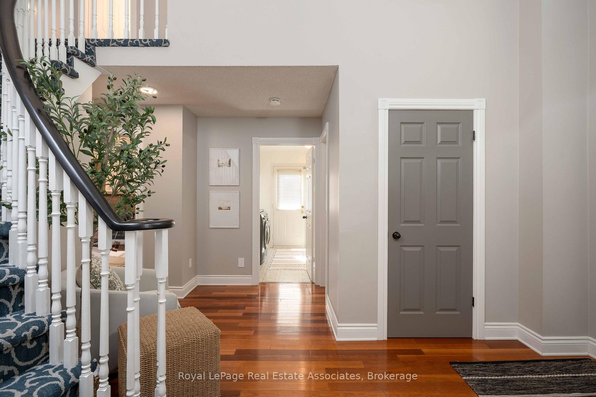 Photo 24 of 2253 Towne Boulevard, Oakville, River Oaks — HOMEH