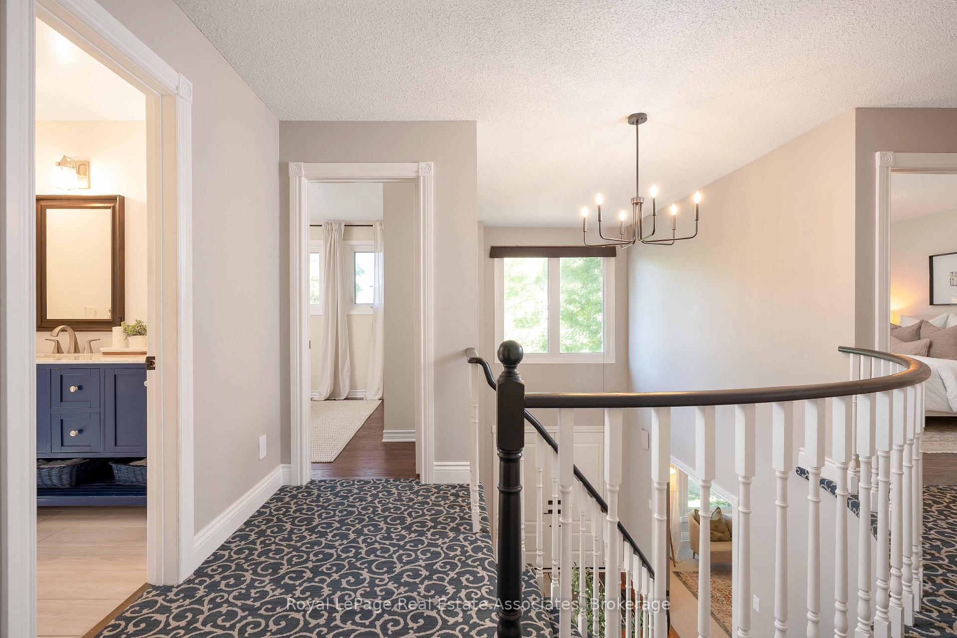 Photo 26 of 2253 Towne Boulevard, Oakville, River Oaks — HOMEH