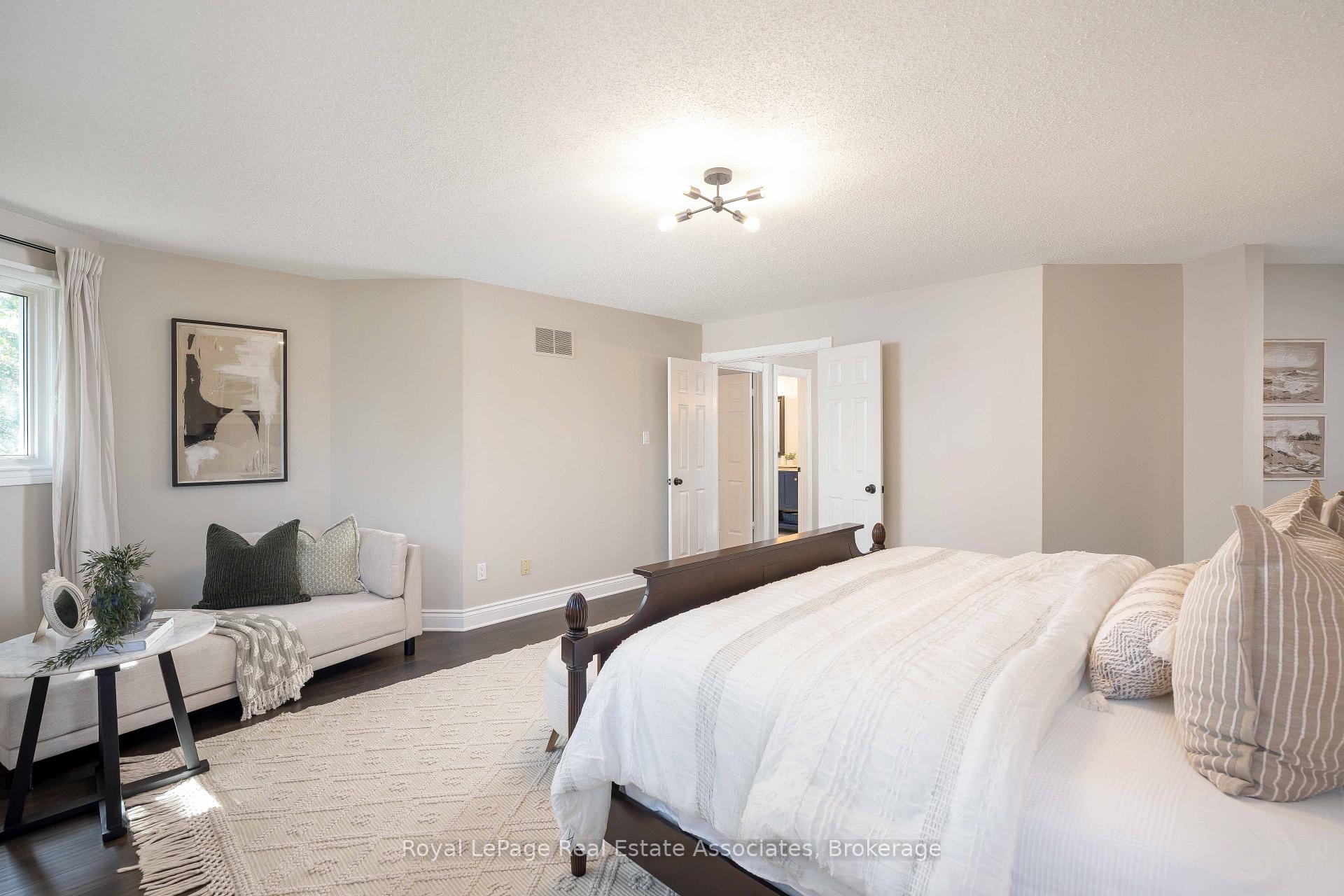Photo 29 of 2253 Towne Boulevard, Oakville, River Oaks — HOMEH