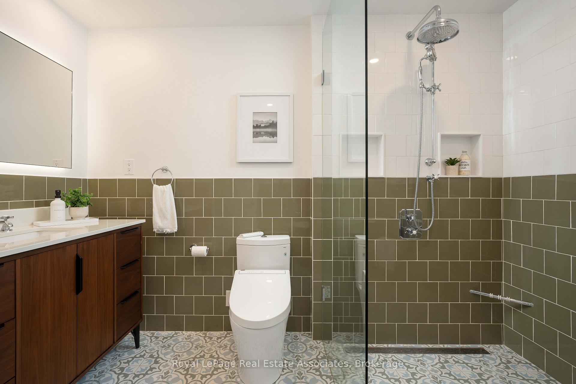 Photo 31 of 2253 Towne Boulevard, Oakville, River Oaks — HOMEH