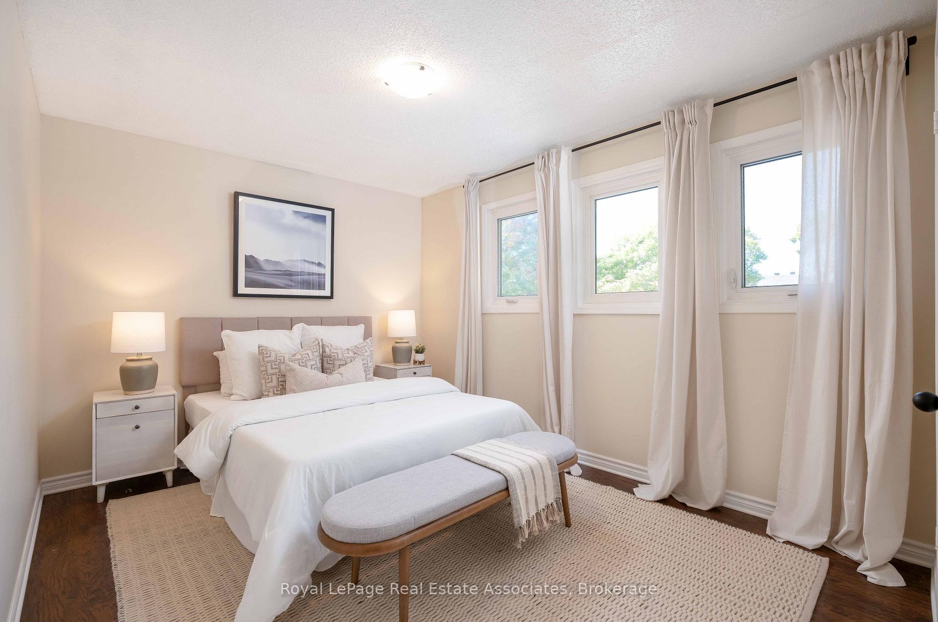 Photo 36 of 2253 Towne Boulevard, Oakville, River Oaks — HOMEH