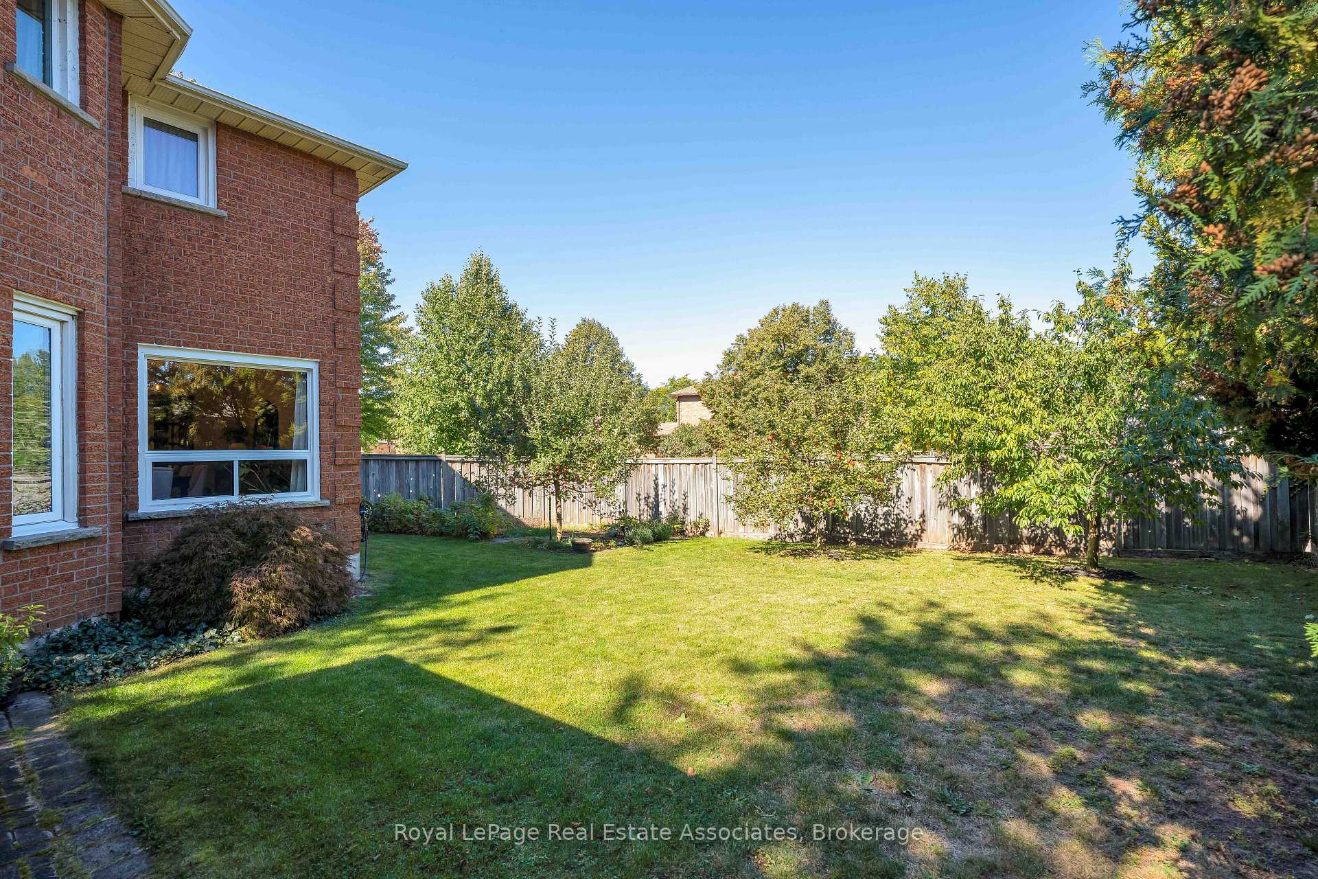Photo 44 of 2253 Towne Boulevard, Oakville, River Oaks — HOMEH
