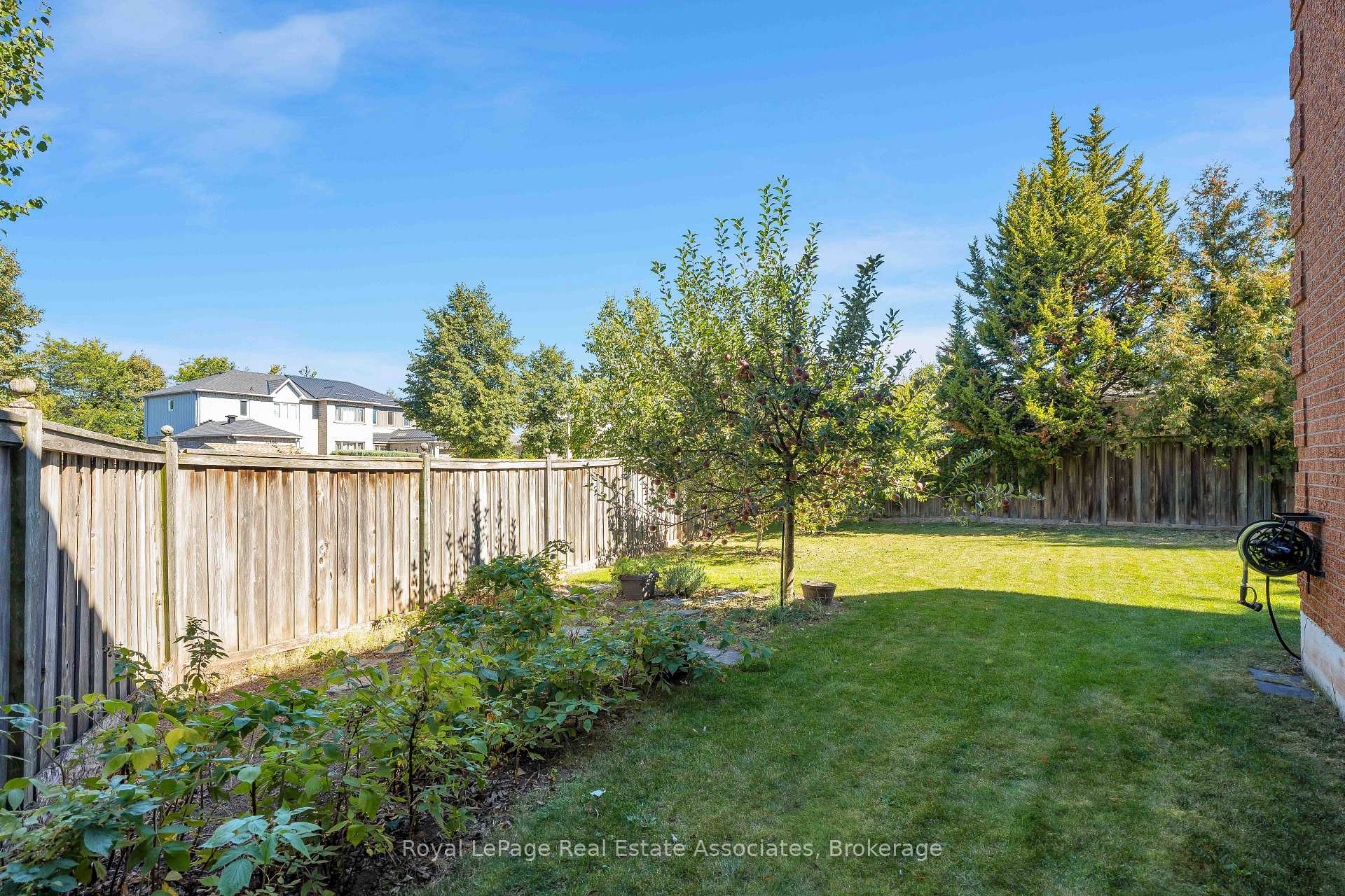Photo 45 of 2253 Towne Boulevard, Oakville, River Oaks — HOMEH