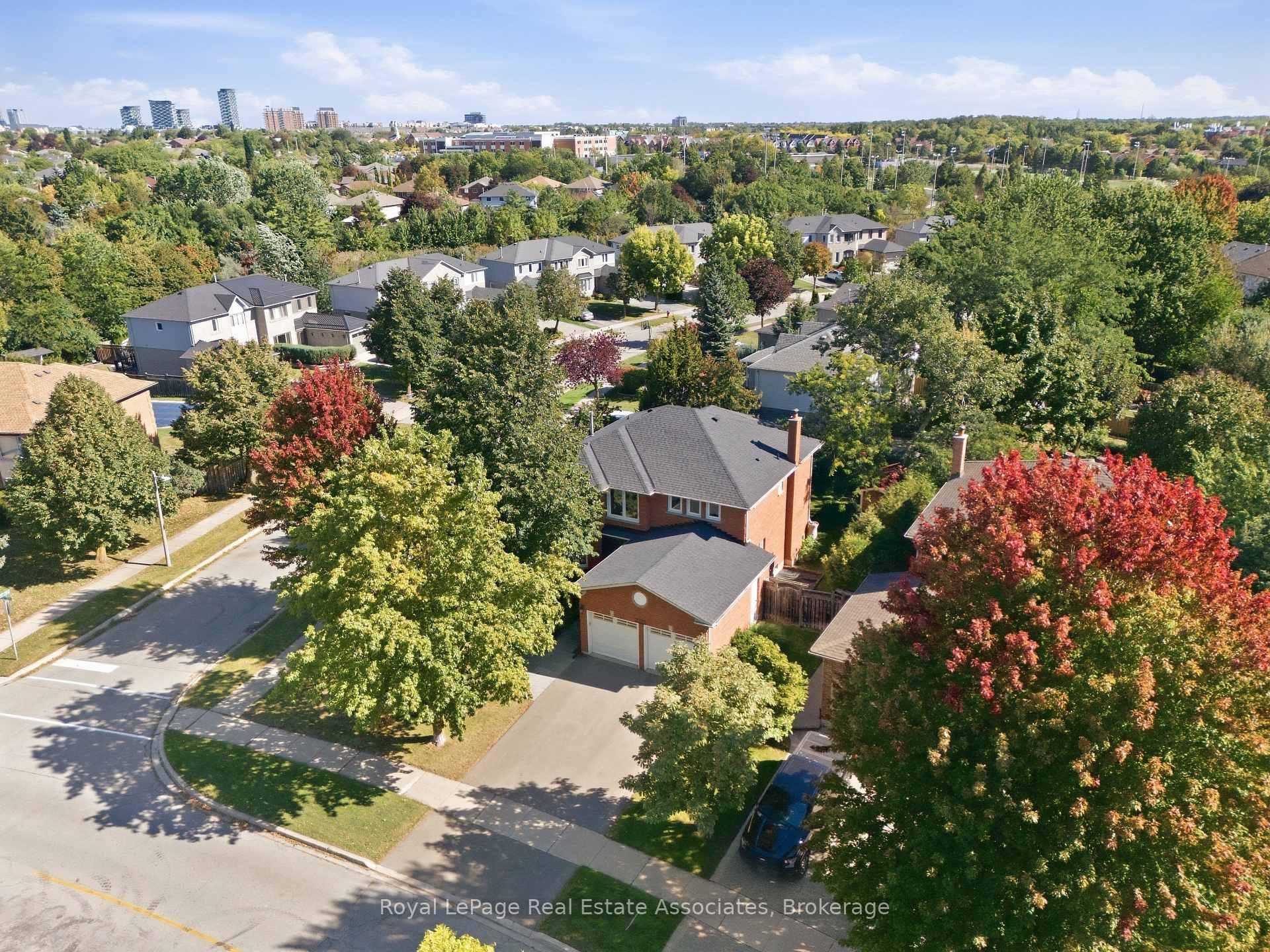 Photo 46 of 2253 Towne Boulevard, Oakville, River Oaks — HOMEH