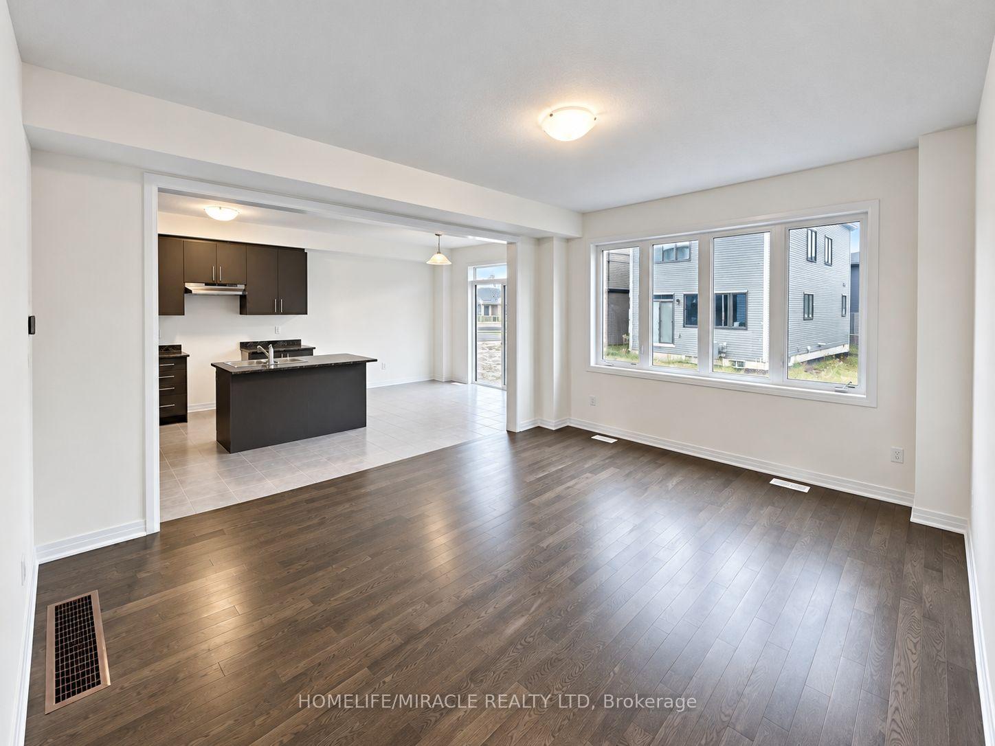 Photo 3 of Unit Main floor, 154 Westbridge Avenue, Welland, Dain City — HOMEH