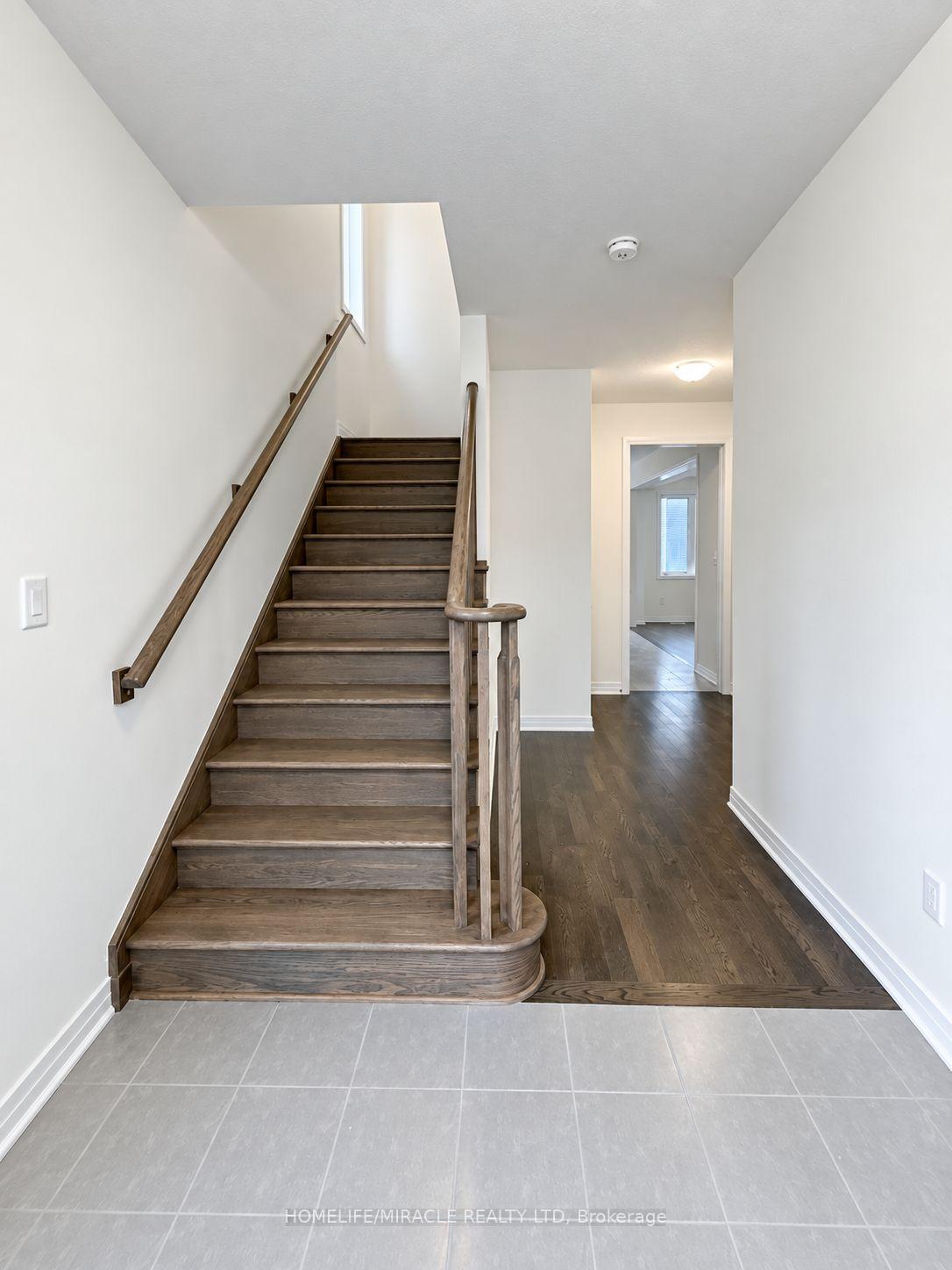 Photo 5 of Unit Main floor, 154 Westbridge Avenue, Welland, Dain City — HOMEH
