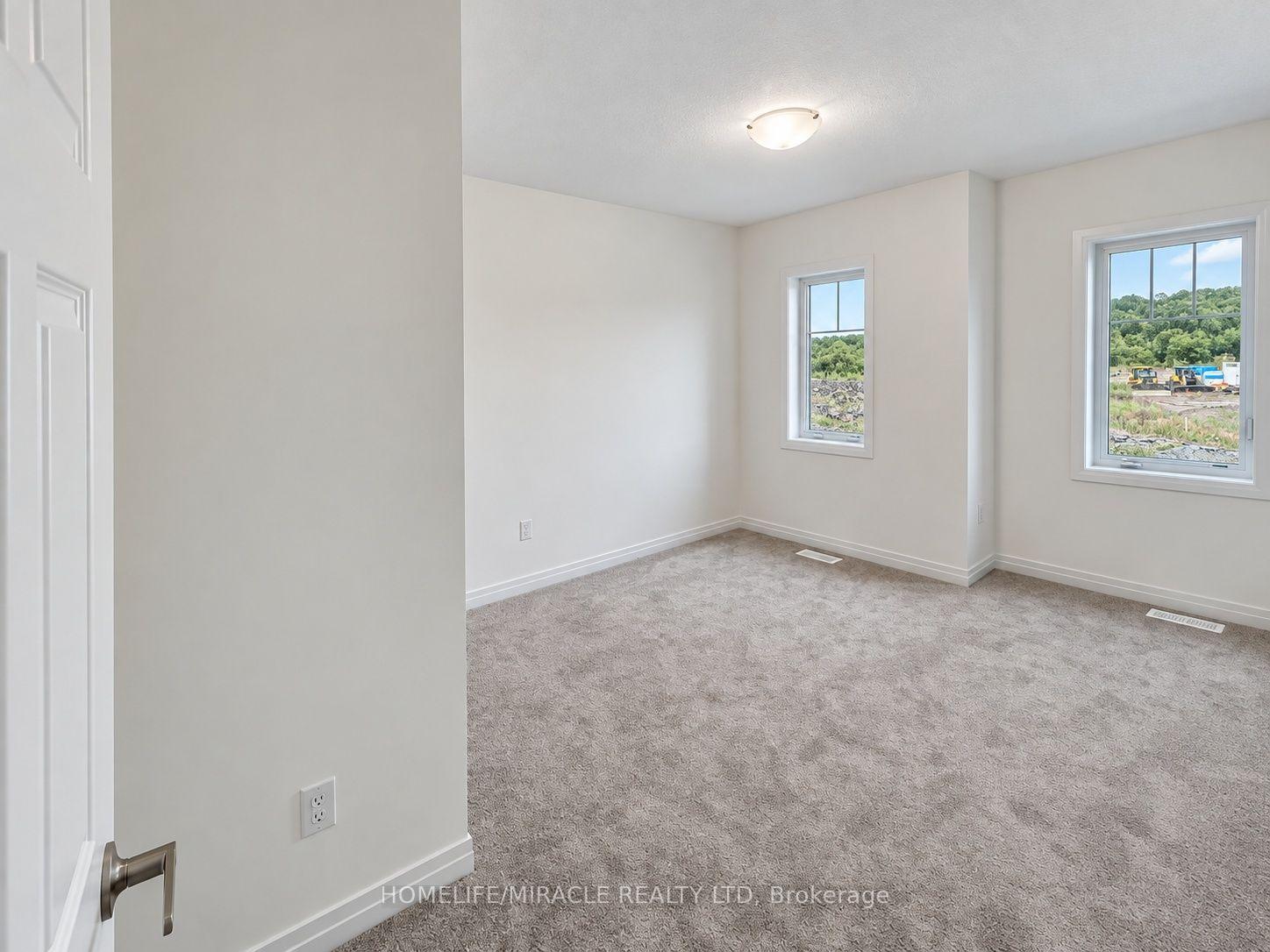 Photo 10 of Unit Main floor, 154 Westbridge Avenue, Welland, Dain City — HOMEH