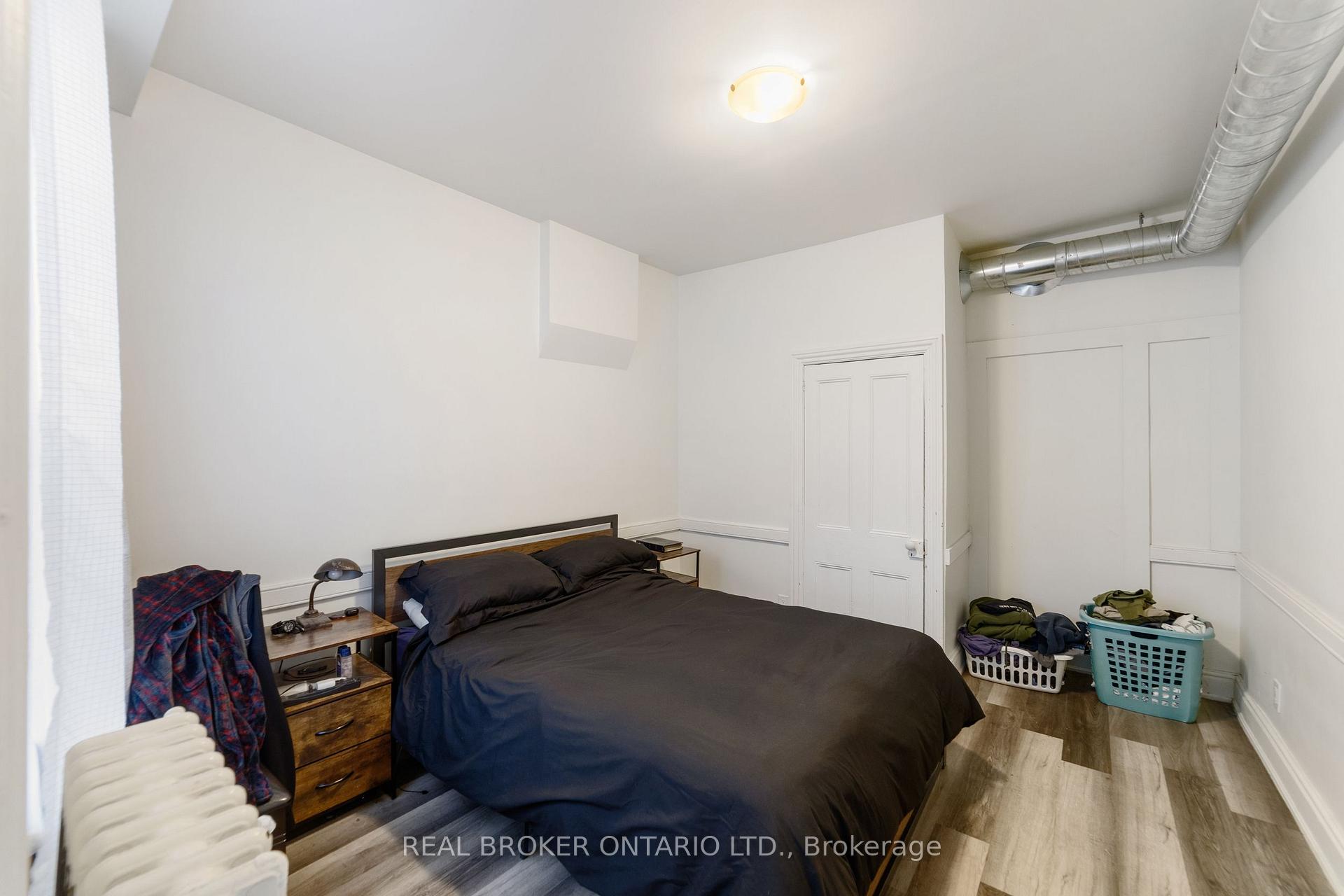 Photo 12 of 188-190 Caroline Street S, Hamilton, Durand — HOMEH