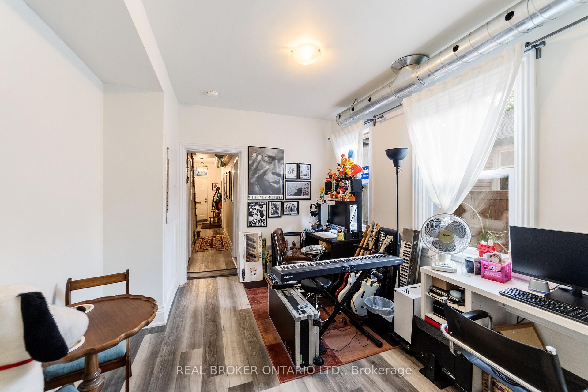Photo 20 of 188-190 Caroline Street S, Hamilton, Durand — HOMEH
