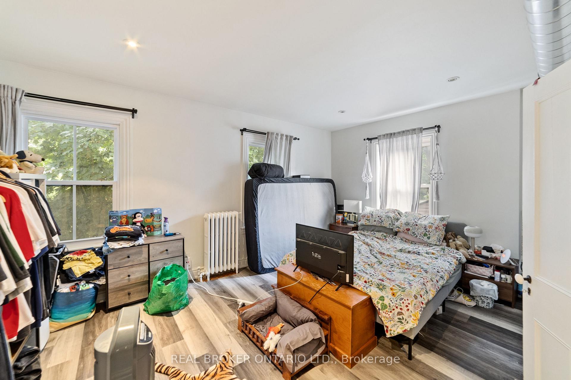 Photo 23 of 188-190 Caroline Street S, Hamilton, Durand — HOMEH