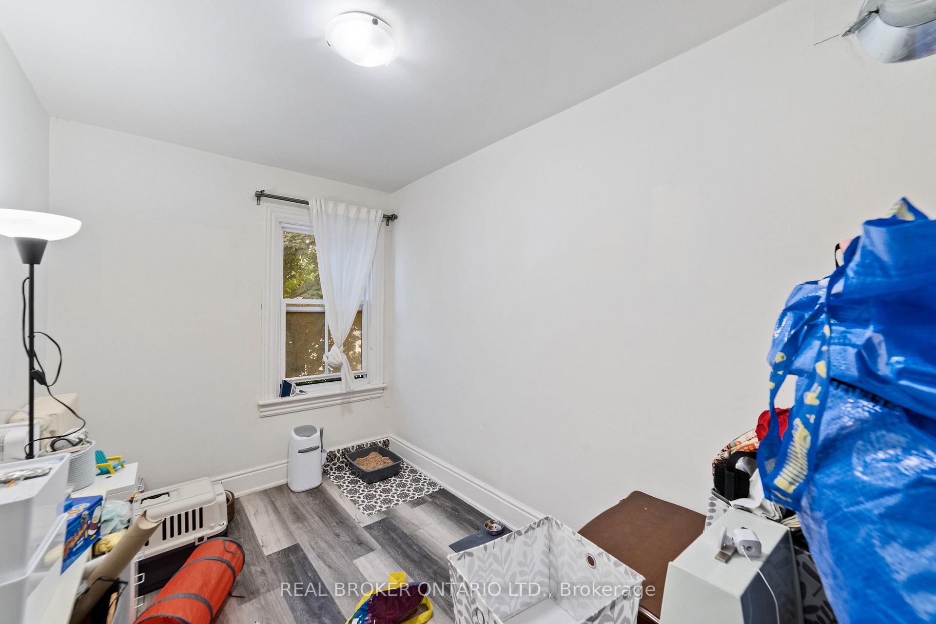 Photo 24 of 188-190 Caroline Street S, Hamilton, Durand — HOMEH