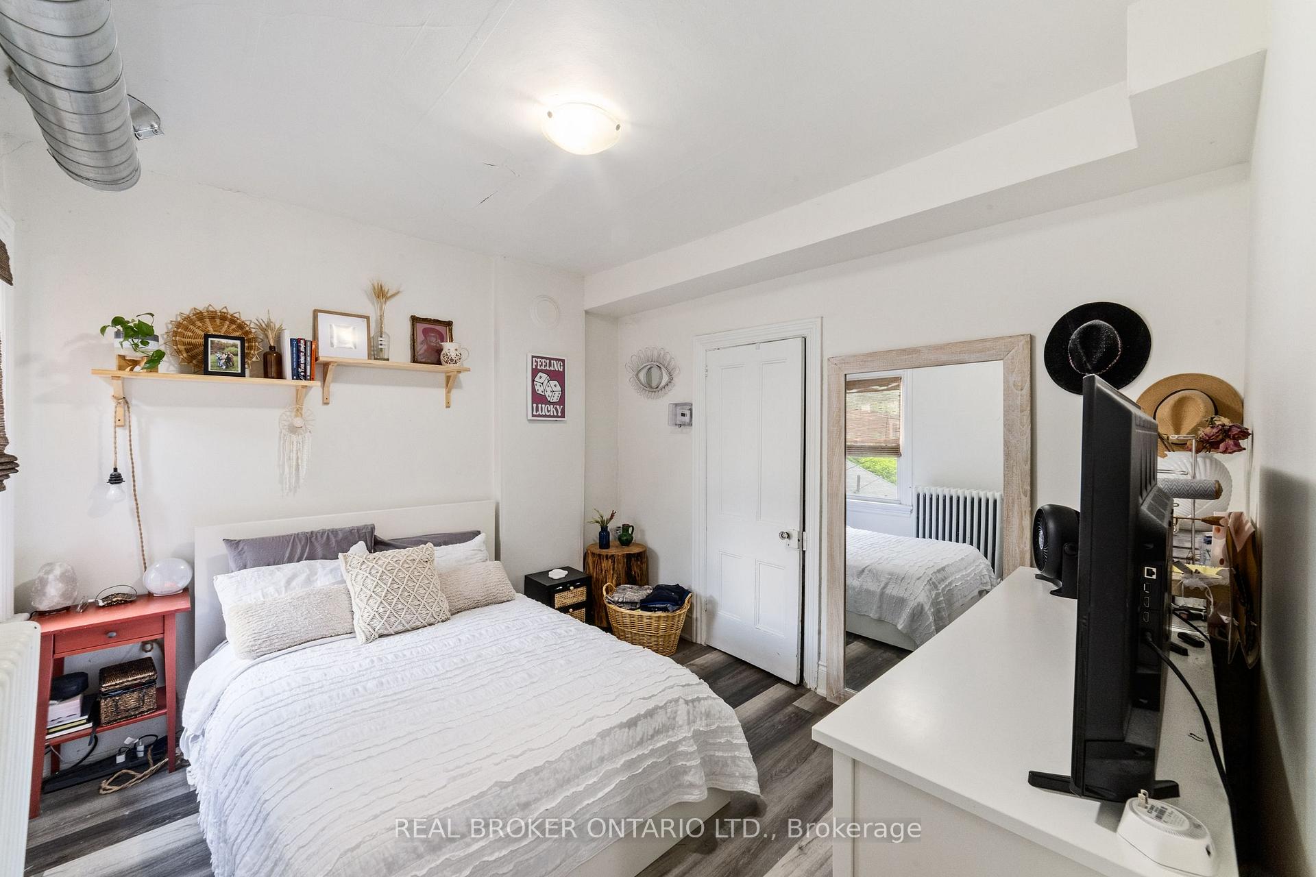 Photo 30 of 188-190 Caroline Street S, Hamilton, Durand — HOMEH