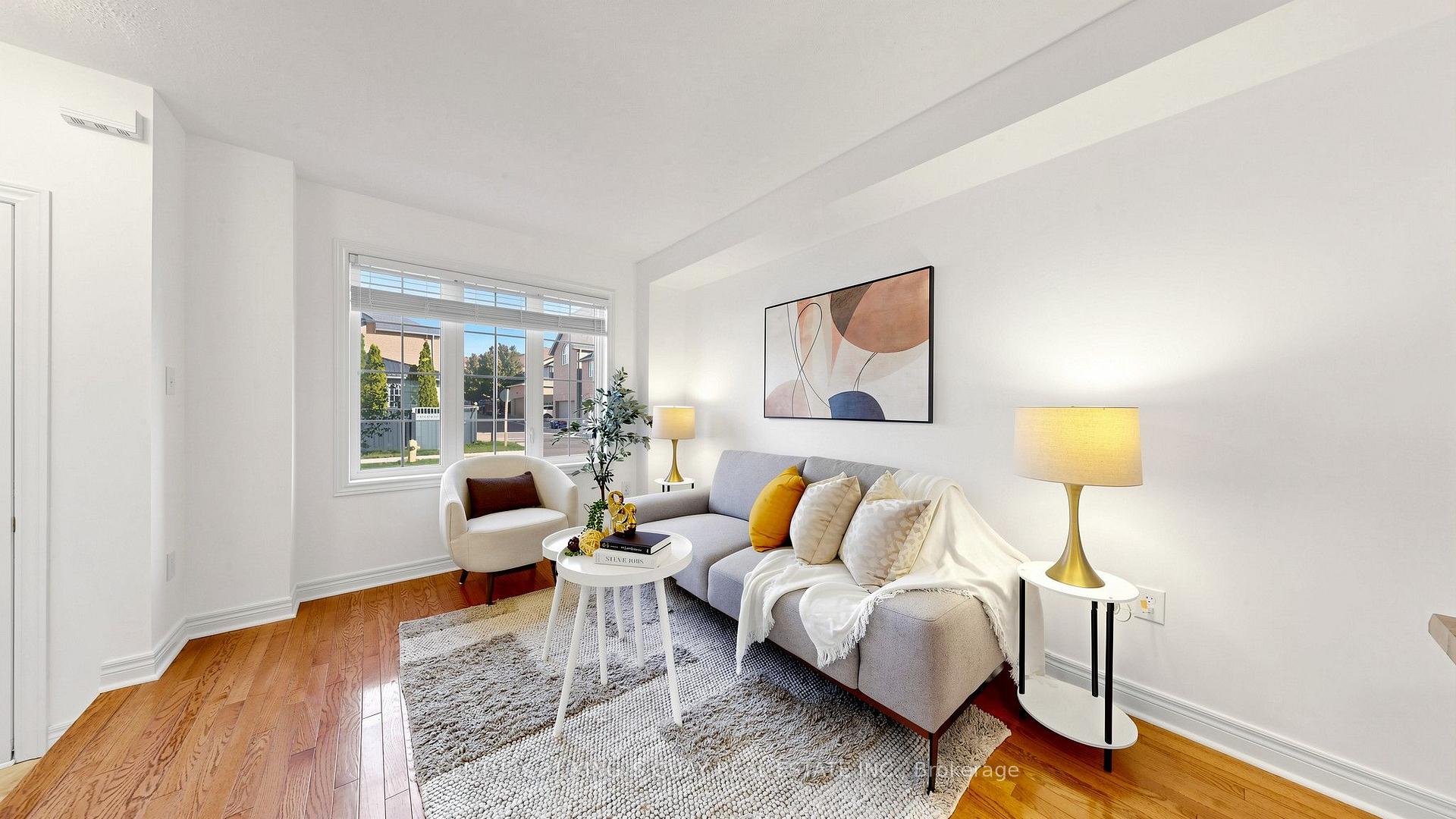 Photo 2 of 51 Shady Oaks Avenue, Markham, Cornell — HOMEH