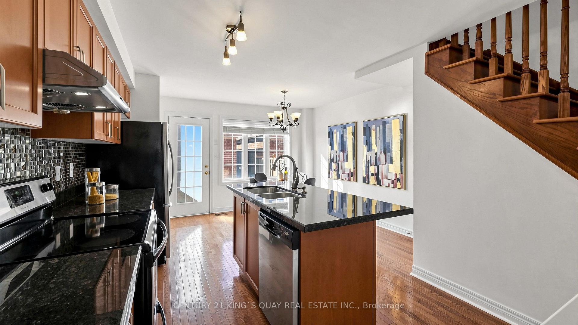 Photo 19 of 51 Shady Oaks Avenue, Markham, Cornell — HOMEH