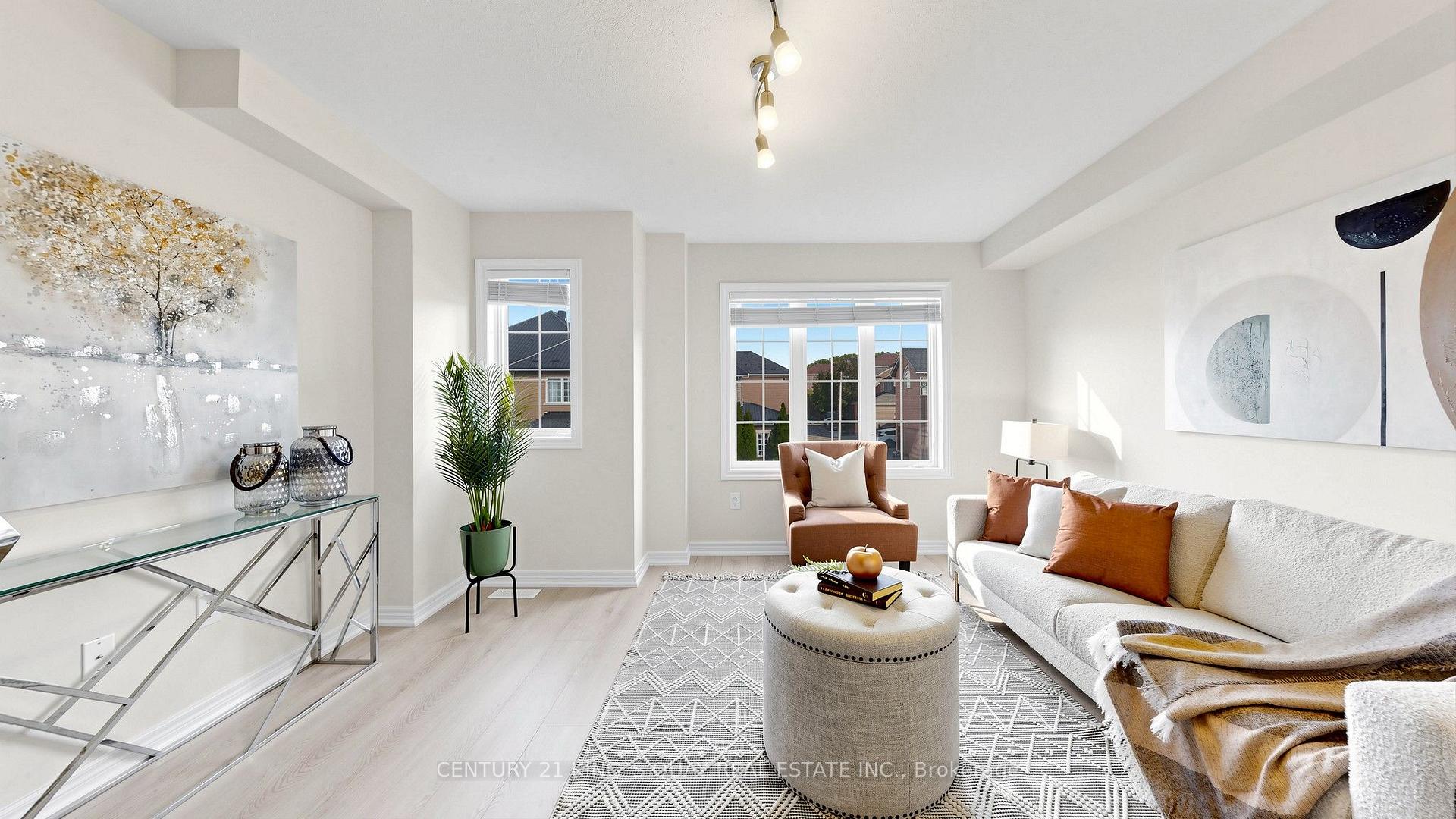 Photo 21 of 51 Shady Oaks Avenue, Markham, Cornell — HOMEH