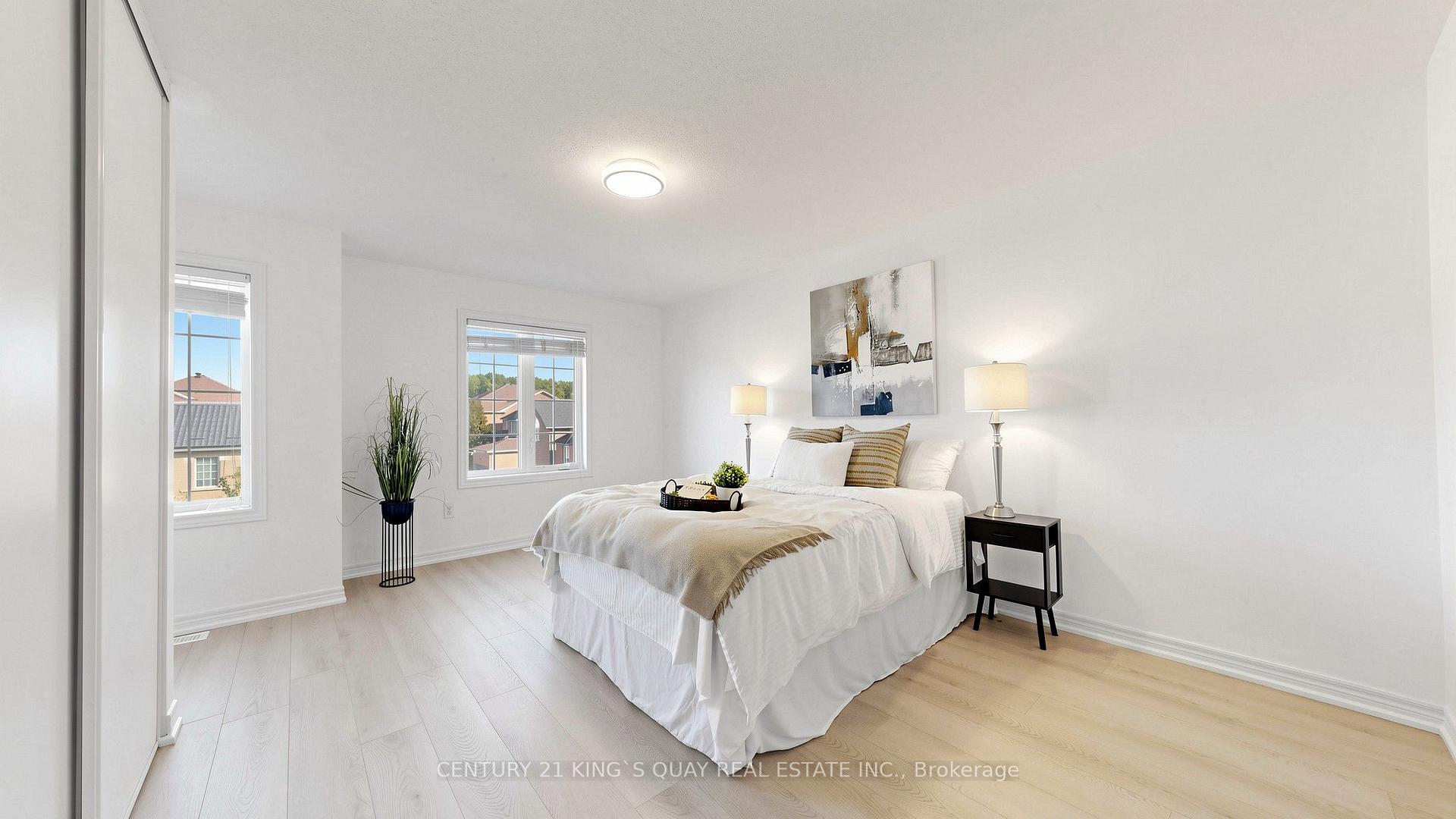 Photo 26 of 51 Shady Oaks Avenue, Markham, Cornell — HOMEH