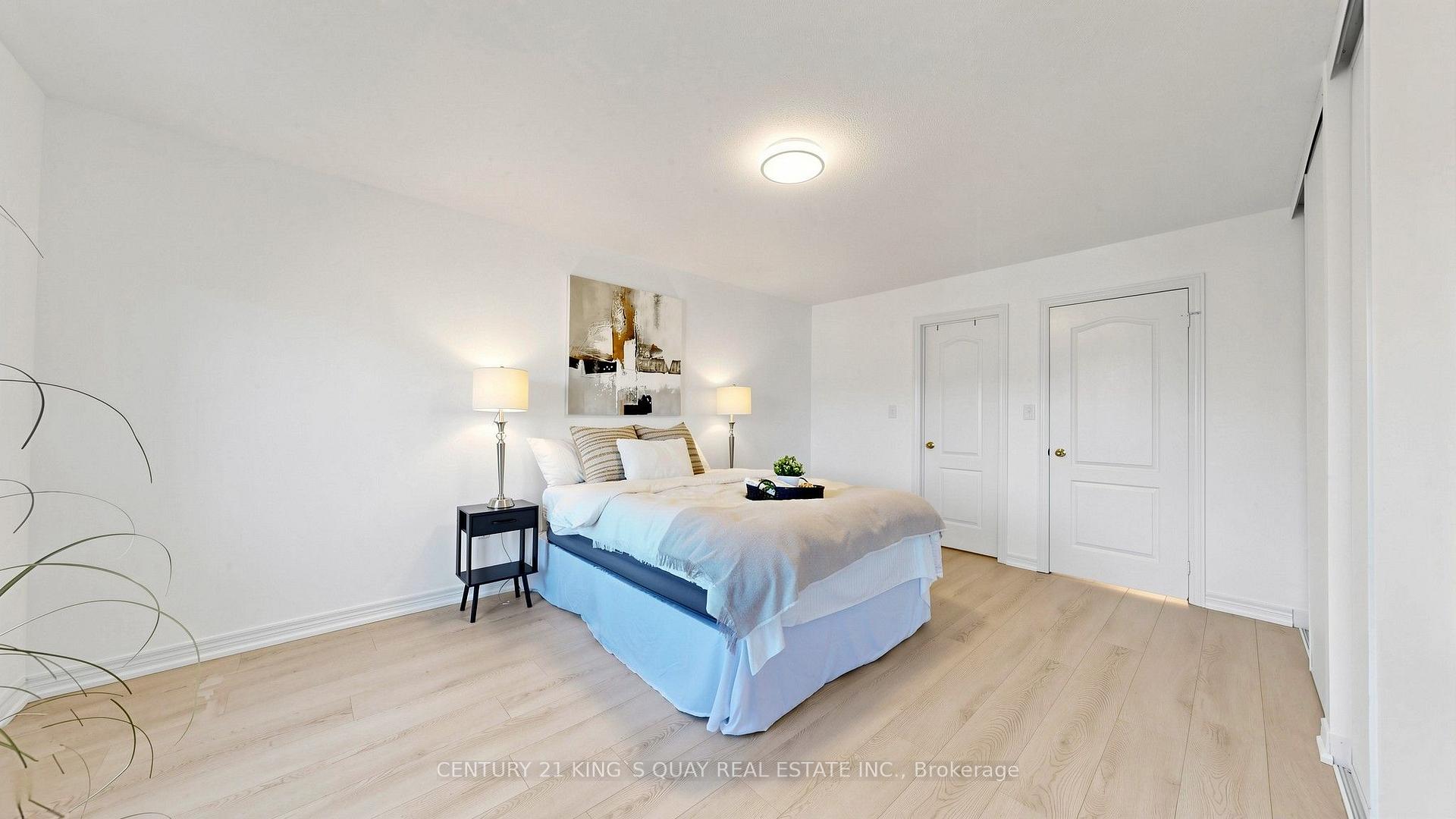 Photo 29 of 51 Shady Oaks Avenue, Markham, Cornell — HOMEH