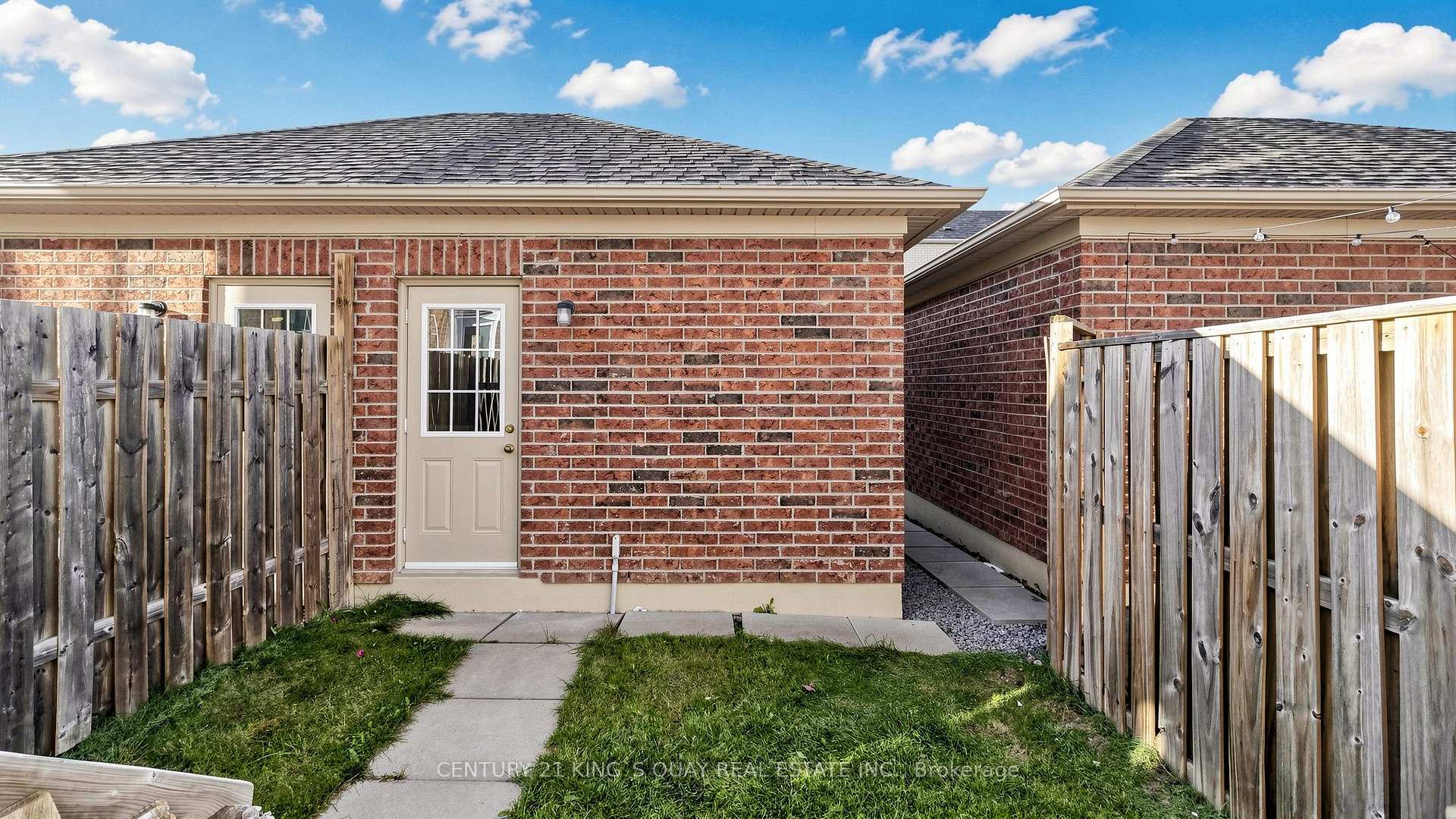 Photo 45 of 51 Shady Oaks Avenue, Markham, Cornell — HOMEH