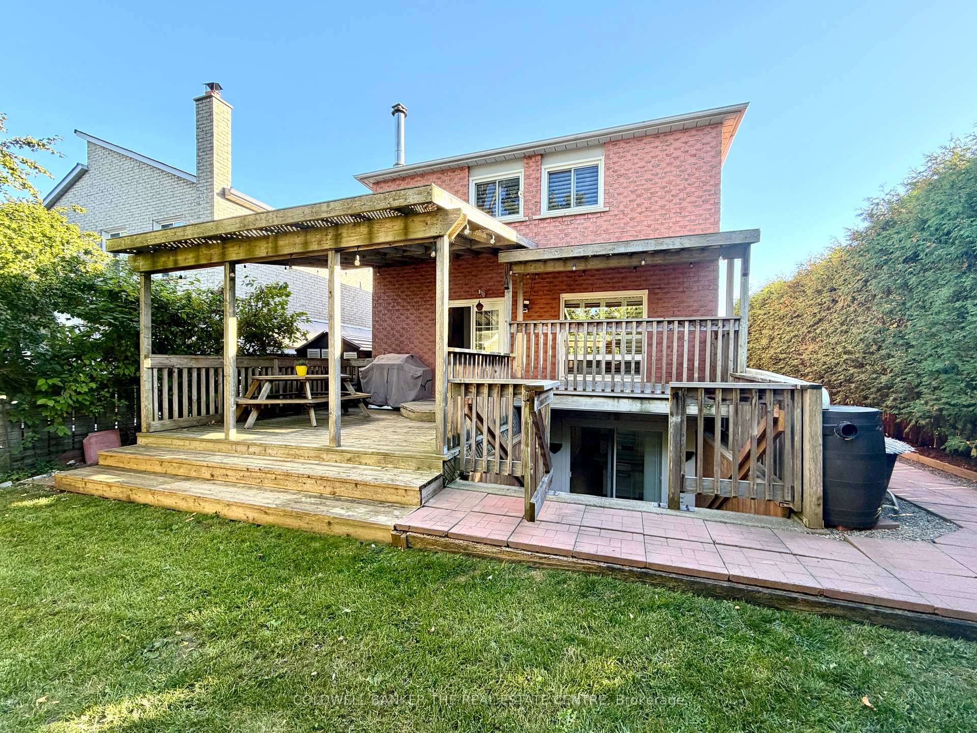 Photo 35 of 227 Hickling Trail, Barrie, Grove East — HOMEH