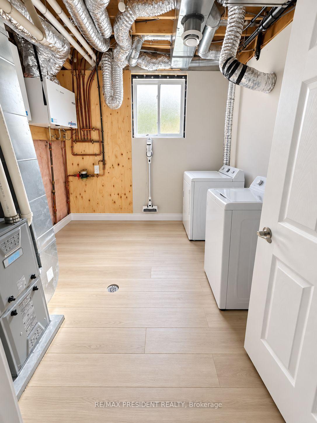 Photo 6 of Unit Bsmt, 3 Berkshire Drive, St. Catharines, Carlton/Bunting — HOMEH