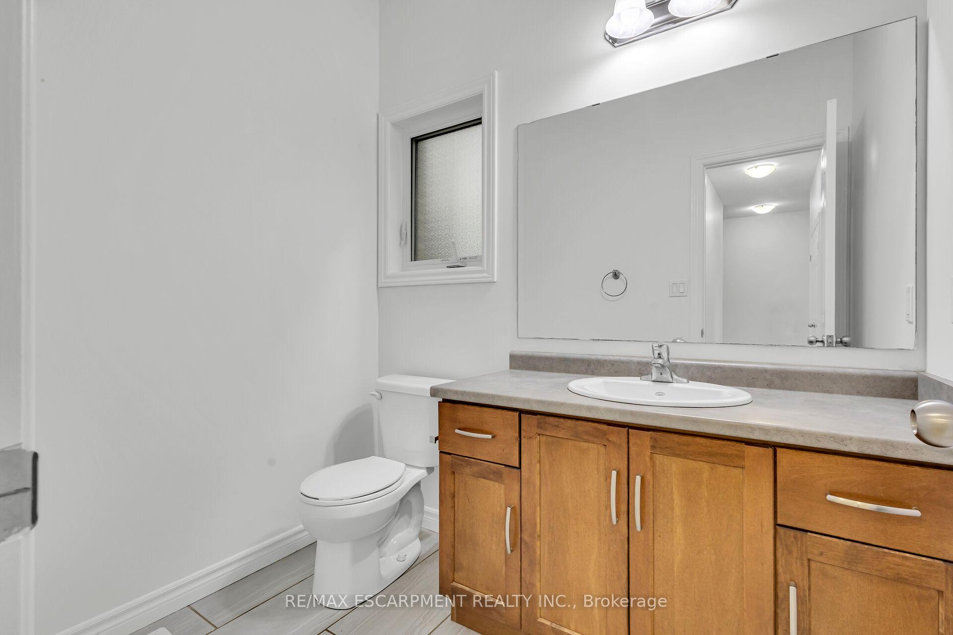 Photo 20 of 1318 Caen Avenue, Woodstock, Woodstock - North — HOMEH