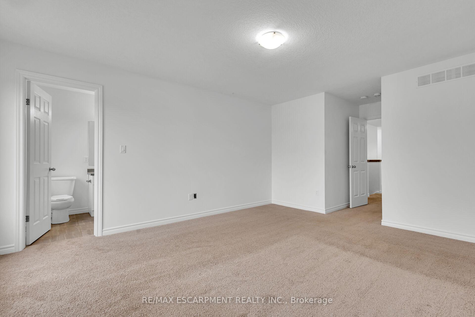 Photo 30 of 1318 Caen Avenue, Woodstock, Woodstock - North — HOMEH