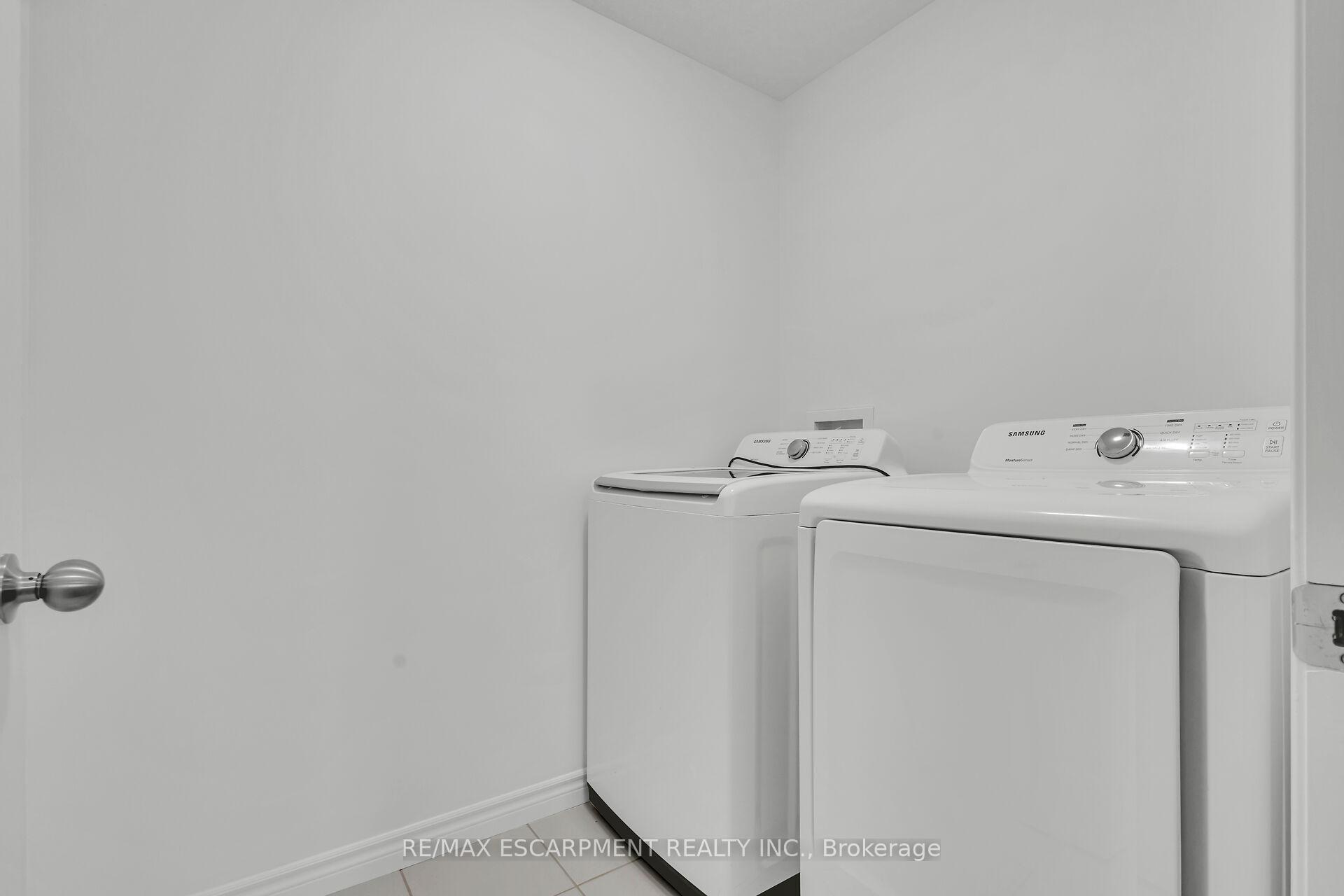 Photo 34 of 1318 Caen Avenue, Woodstock, Woodstock - North — HOMEH