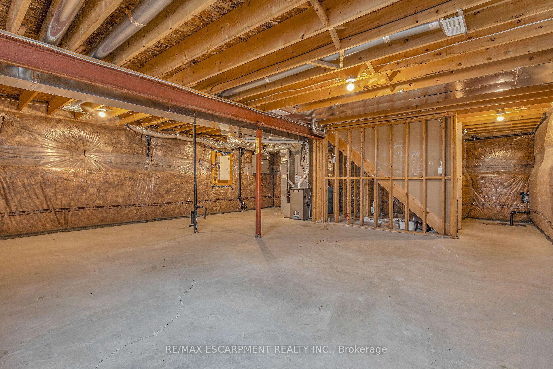 Photo 36 of 1318 Caen Avenue, Woodstock, Woodstock - North — HOMEH