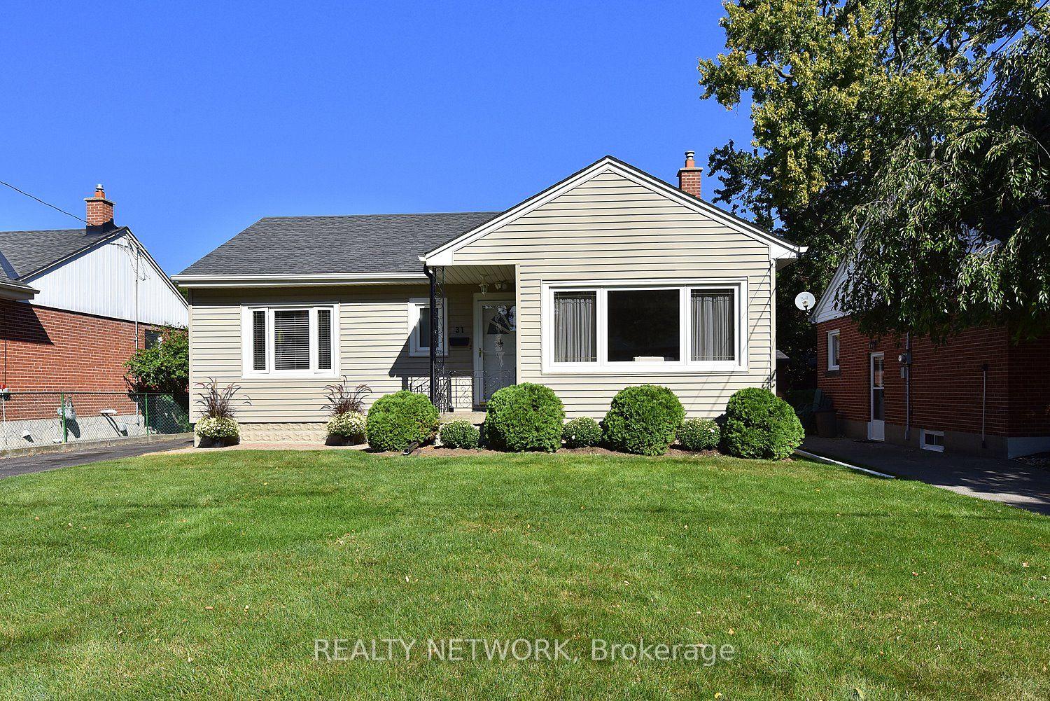 Photo 1 of 31 Kemp Drive, Hamilton, Dundas — HOMEH