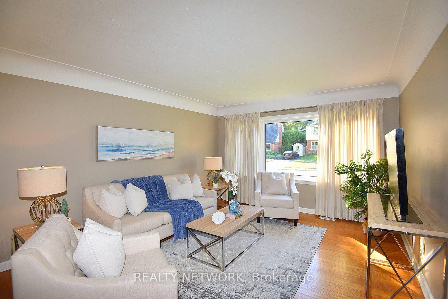Photo 16 of 31 Kemp Drive, Hamilton, Dundas — HOMEH