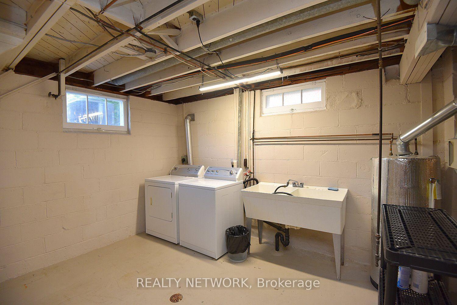 Photo 28 of 31 Kemp Drive, Hamilton, Dundas — HOMEH