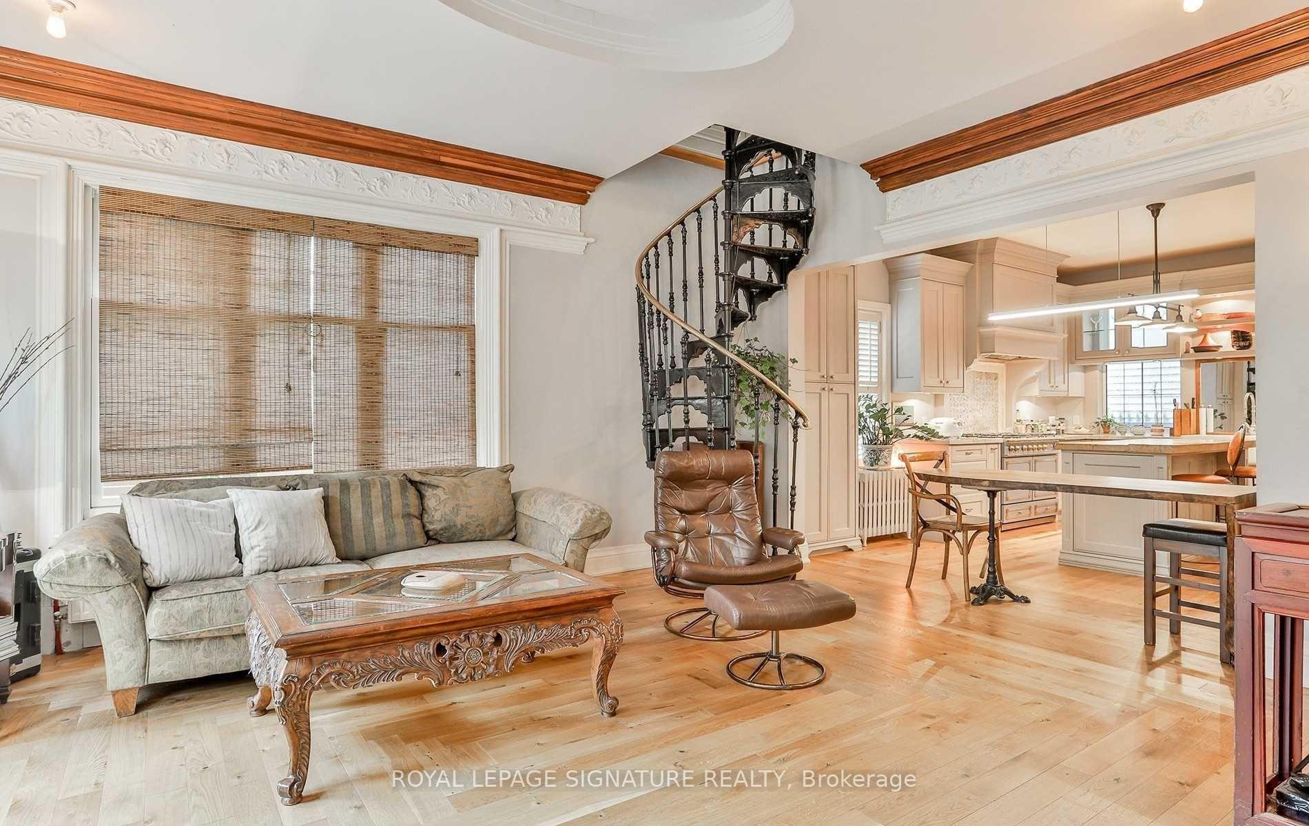 Photo 16 of 4 Wellesley Place, Toronto, Cabbagetown-South St. James Town — HOMEH