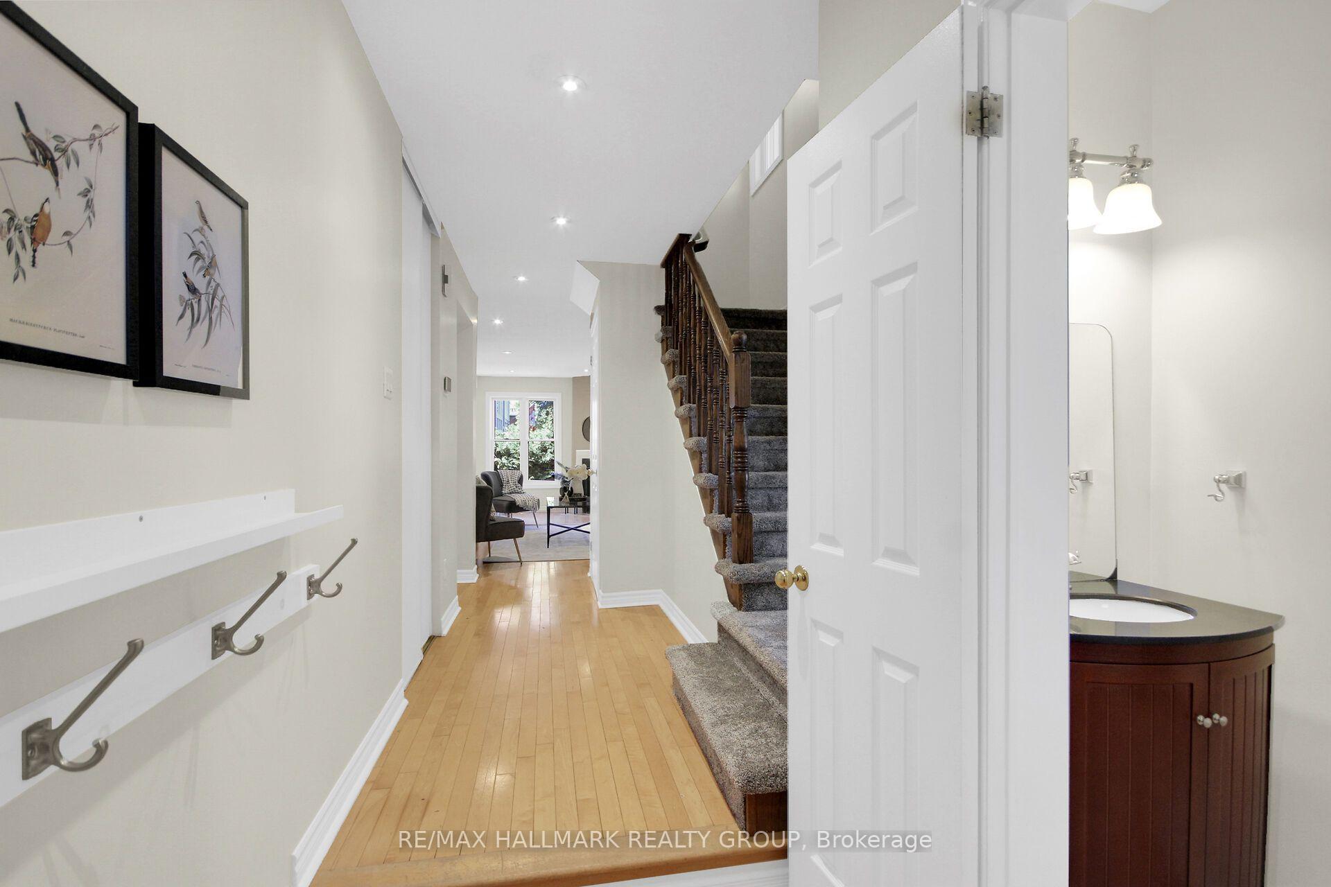 Photo 8 of 57 Ashpark Crescent, Ottawa, Hunt Club Park/Greenboro — HOMEH