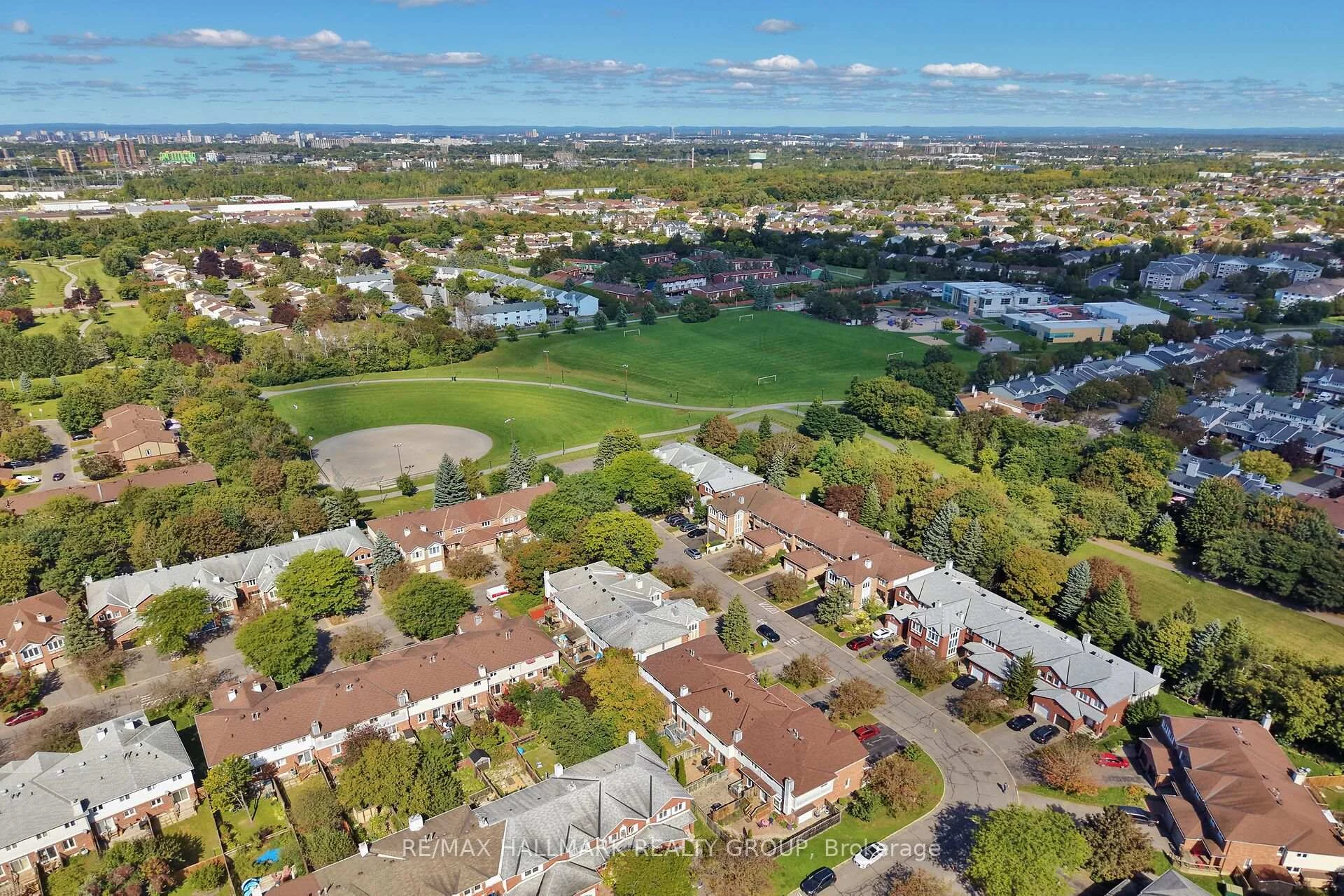 Photo 71 of 57 Ashpark Crescent, Ottawa, Hunt Club Park/Greenboro — HOMEH