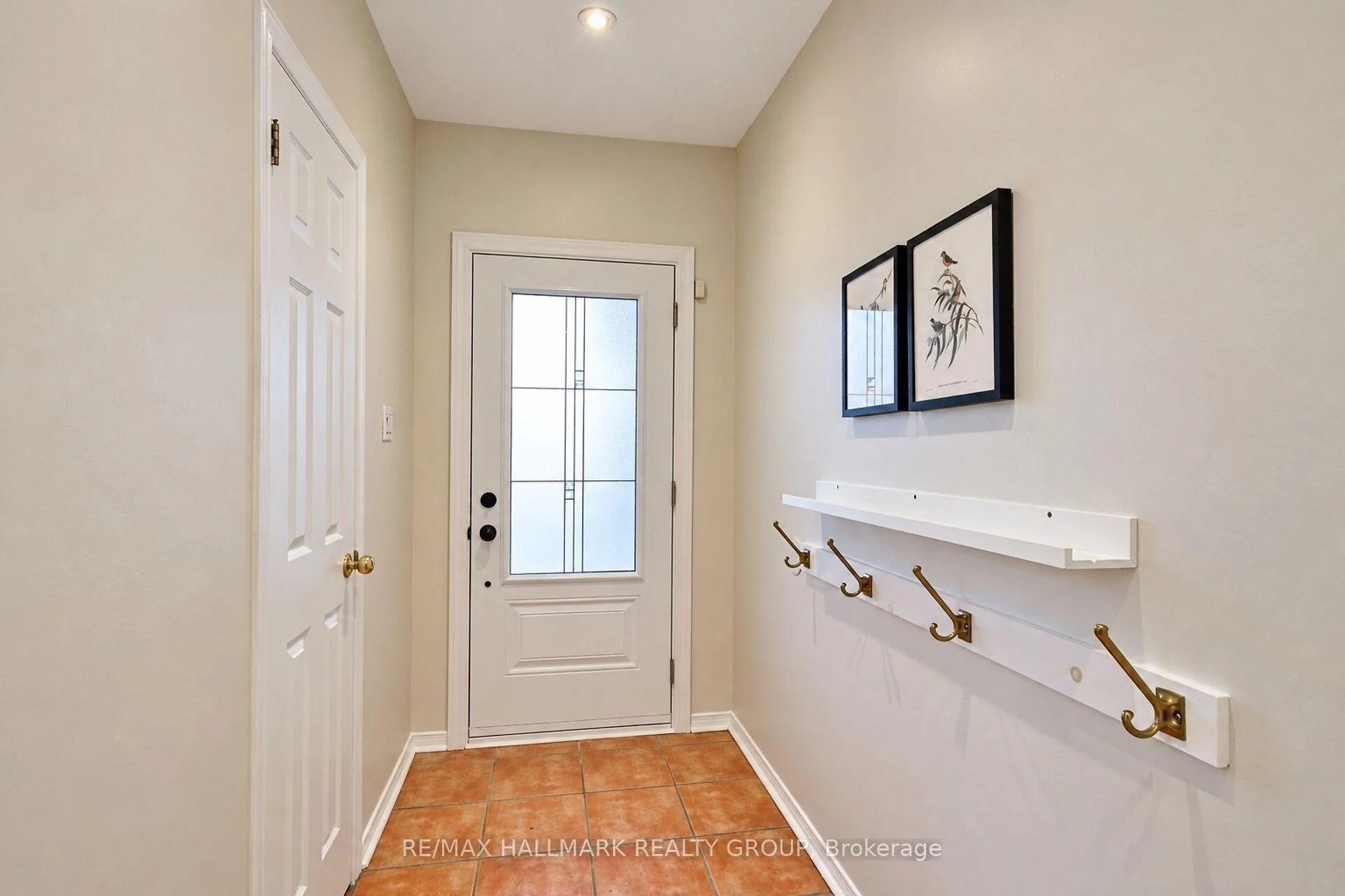 Photo 10 of 57 Ashpark Crescent, Ottawa, Hunt Club Park/Greenboro — HOMEH