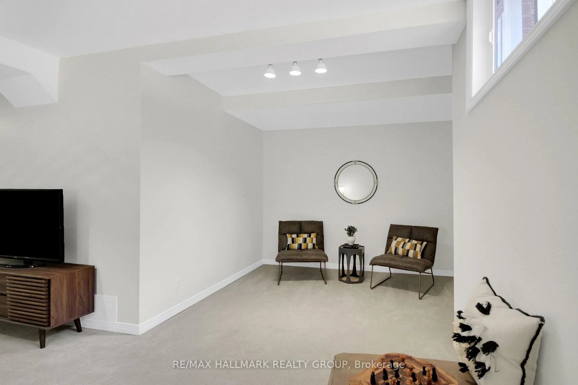 Photo 62 of 57 Ashpark Crescent, Ottawa, Hunt Club Park/Greenboro — HOMEH