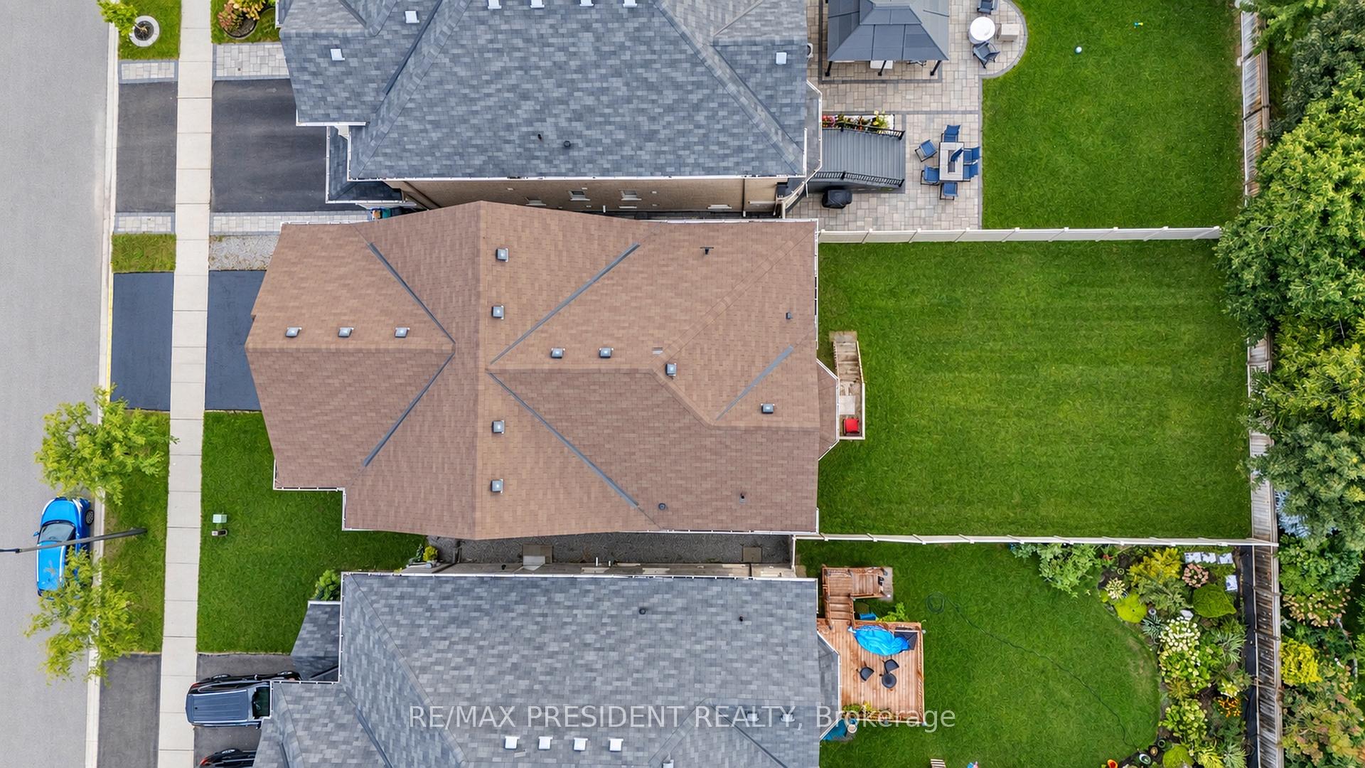 Photo 4 of 31 Monarch Drive, Halton Hills, Georgetown — HOMEH