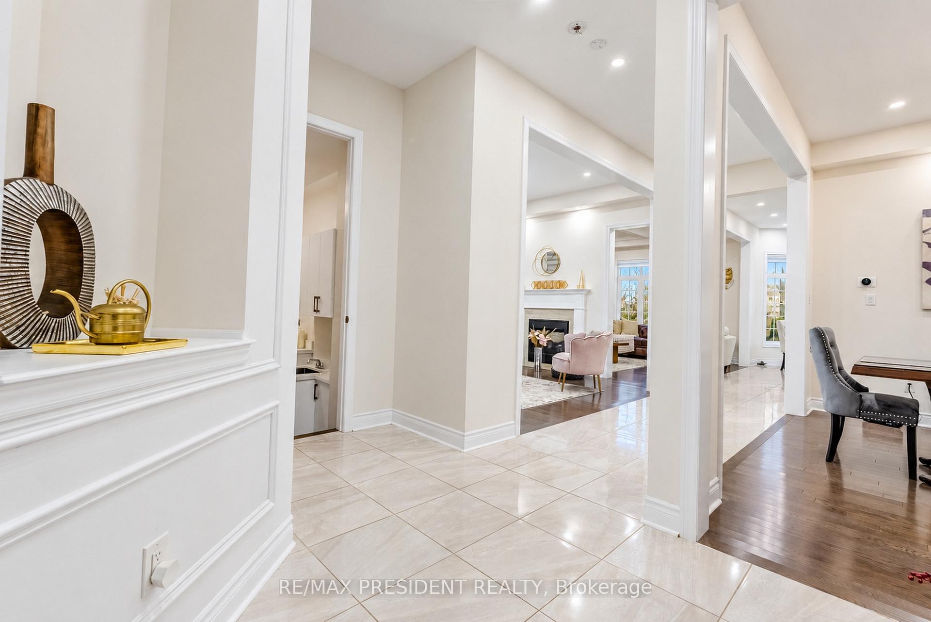 Photo 9 of 31 Monarch Drive, Halton Hills, Georgetown — HOMEH