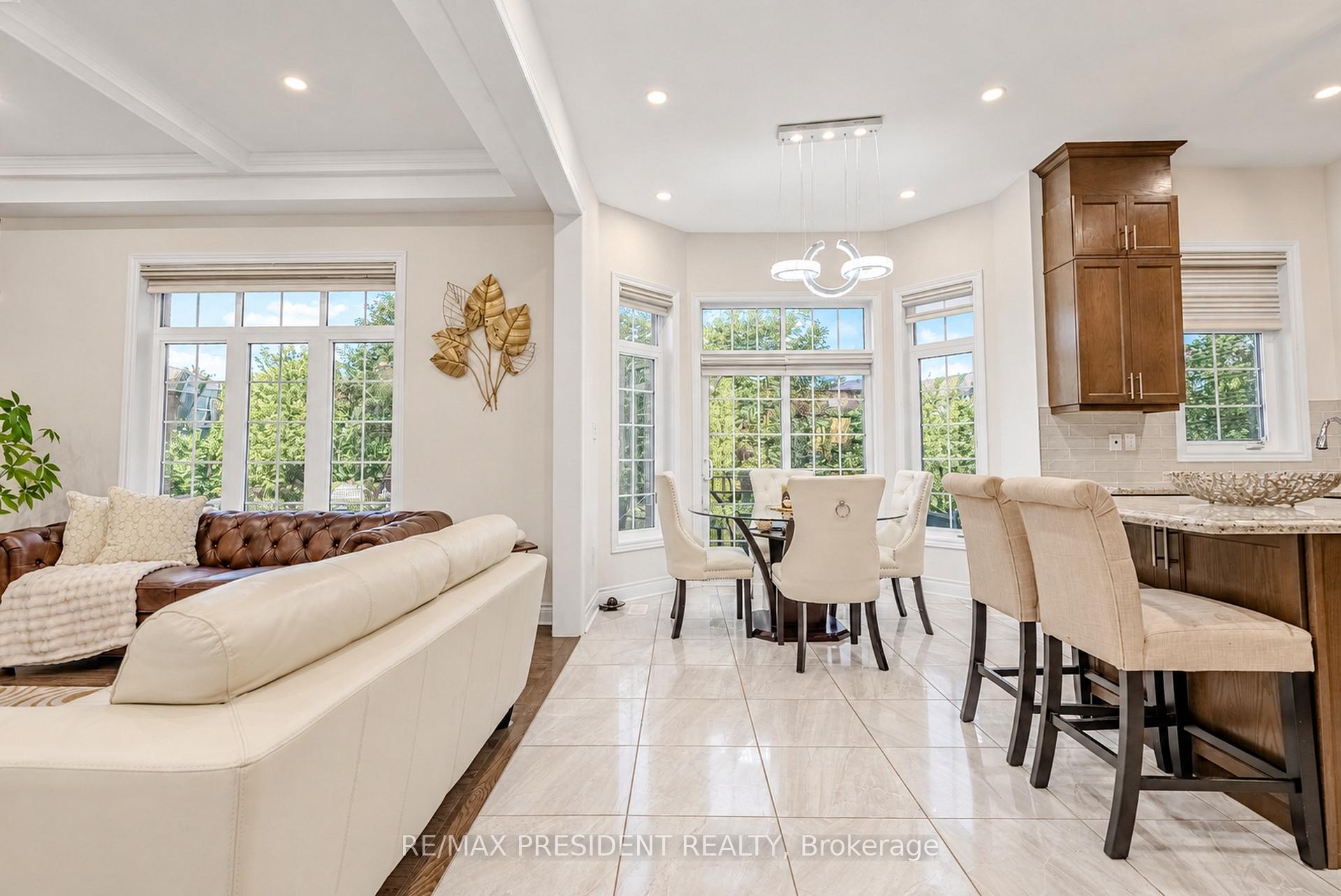 Photo 14 of 31 Monarch Drive, Halton Hills, Georgetown — HOMEH
