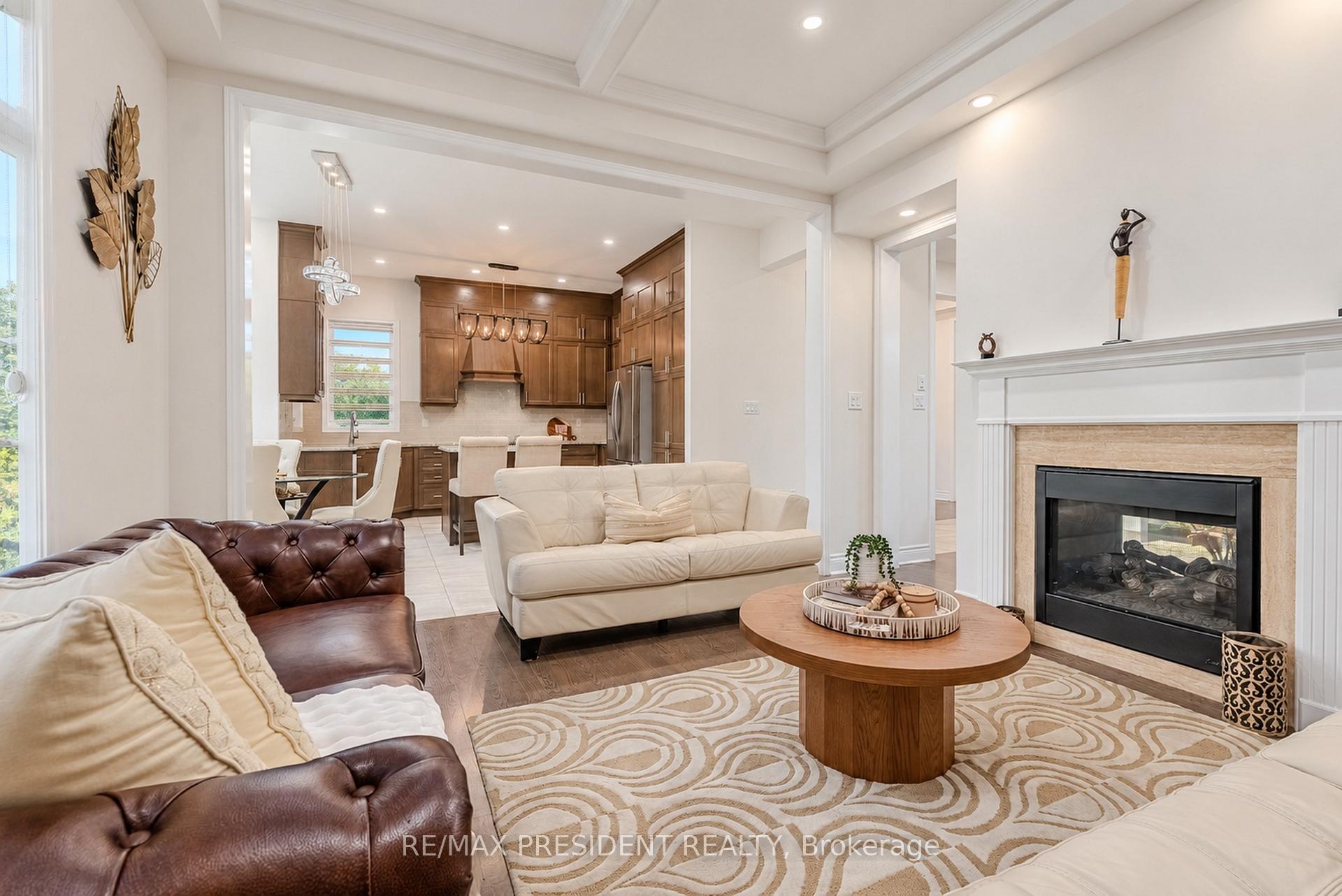 Photo 17 of 31 Monarch Drive, Halton Hills, Georgetown — HOMEH