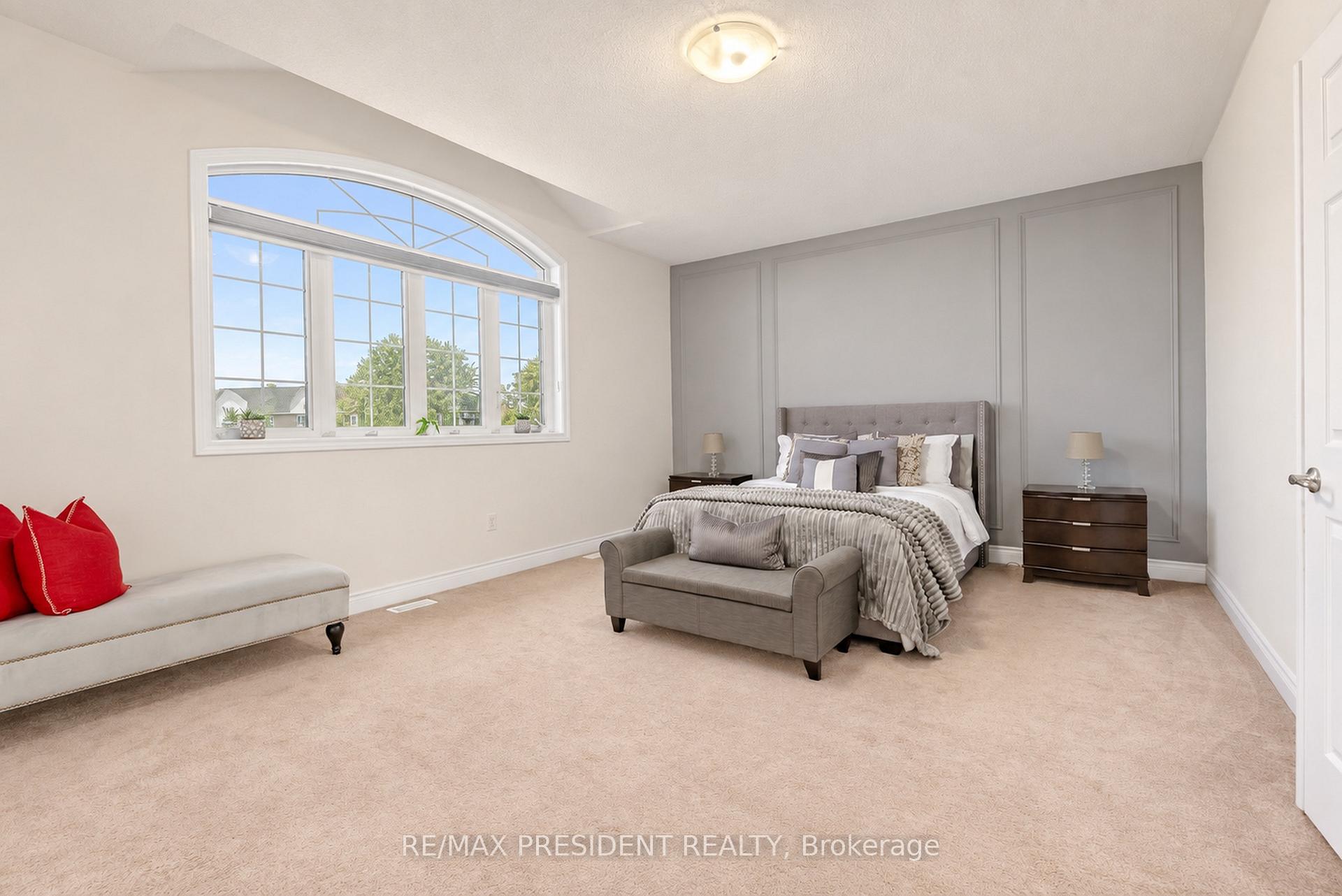 Photo 34 of 31 Monarch Drive, Halton Hills, Georgetown — HOMEH