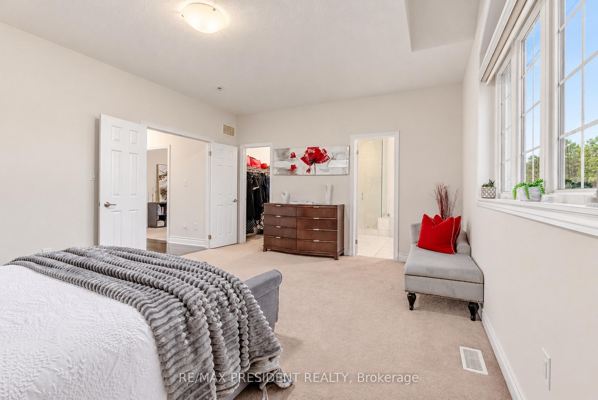 Photo 36 of 31 Monarch Drive, Halton Hills, Georgetown — HOMEH