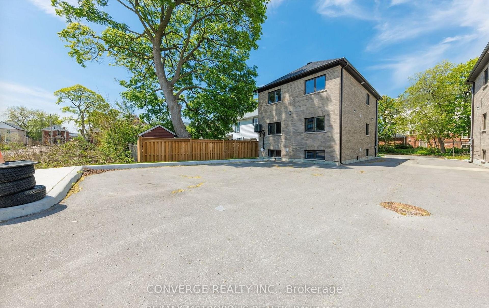 Photo 11 of Unit 1, 75 Hogarth Street, Oshawa, Central — HOMEH