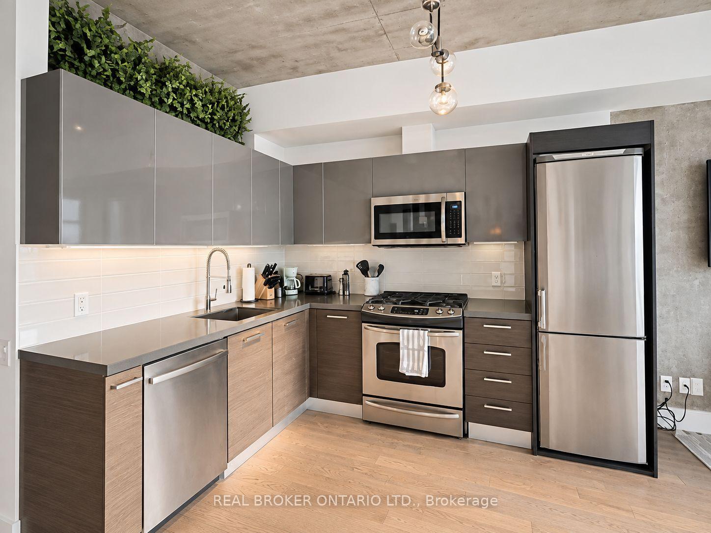 Photo 3 of Unit 408, 25 Stafford Street, Toronto, Niagara — HOMEH